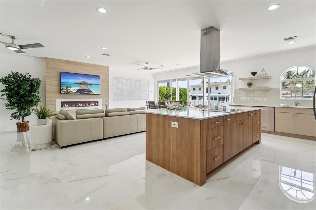 Pompano Isles 27-15 B - Residential