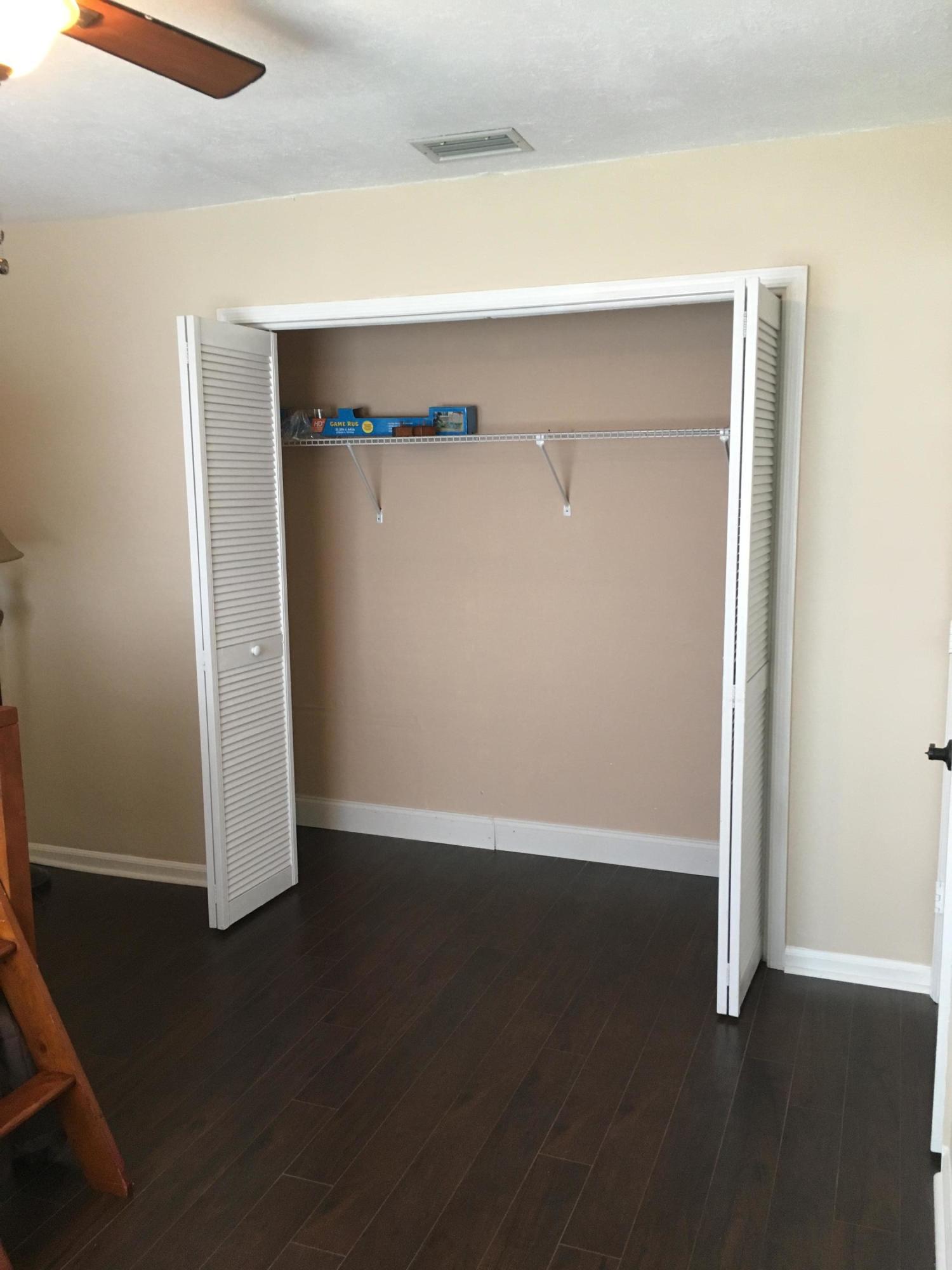 SOUTH SHORE 2 OF WELLINGTON - Residential