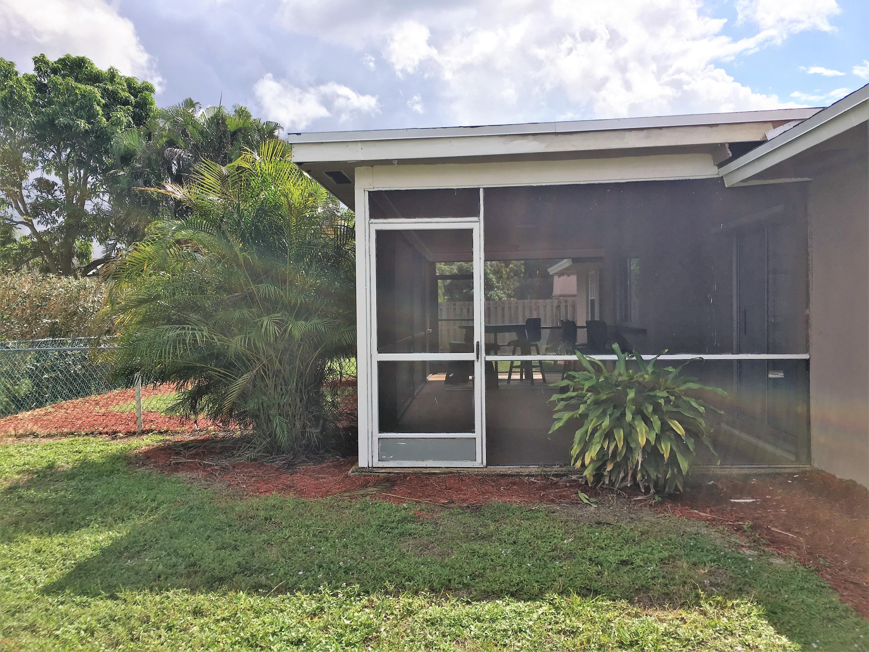 SOUTH SHORE 2 OF WELLINGTON - Residential