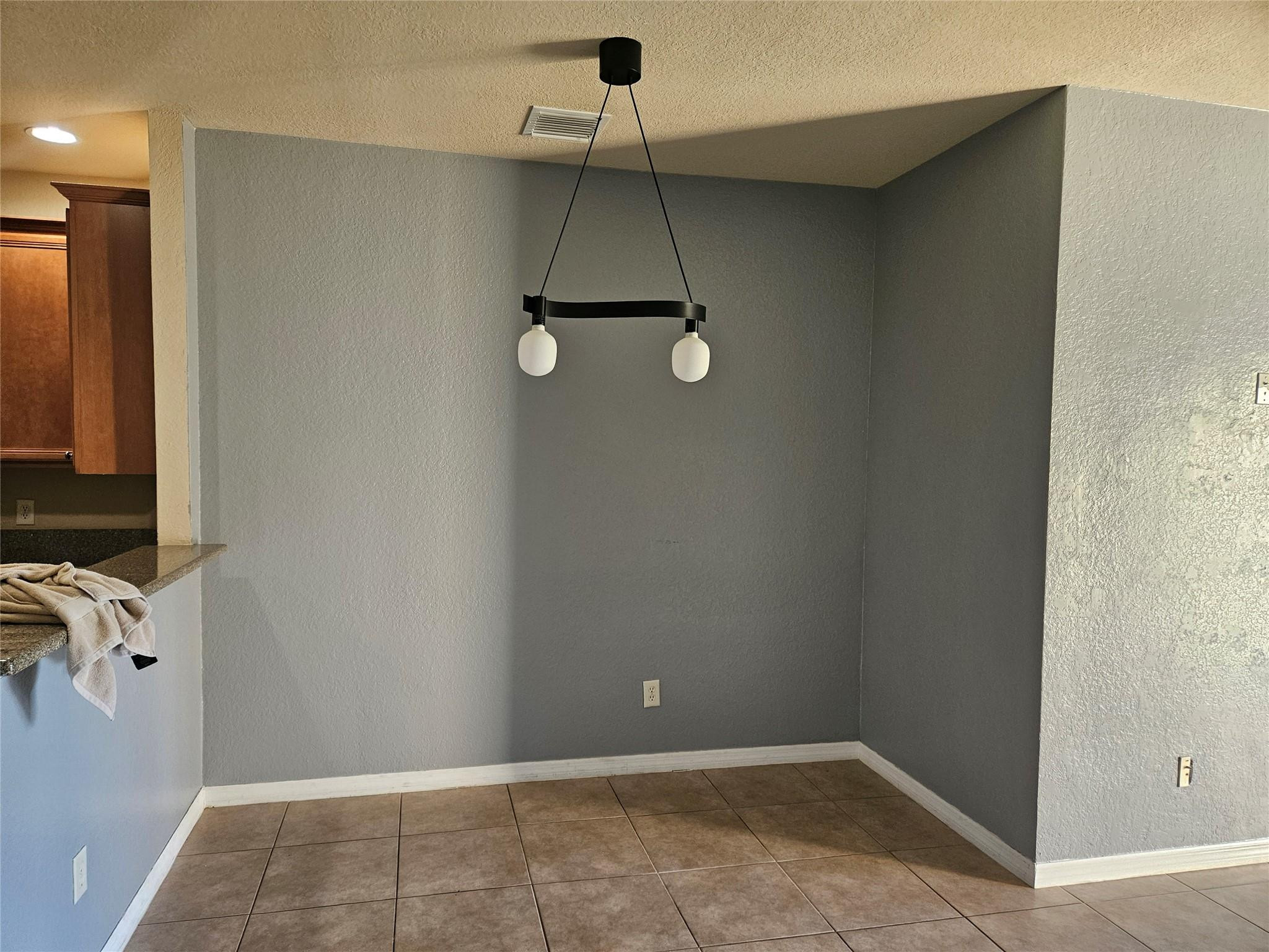 Hampton Hills Condo - Residential Lease
