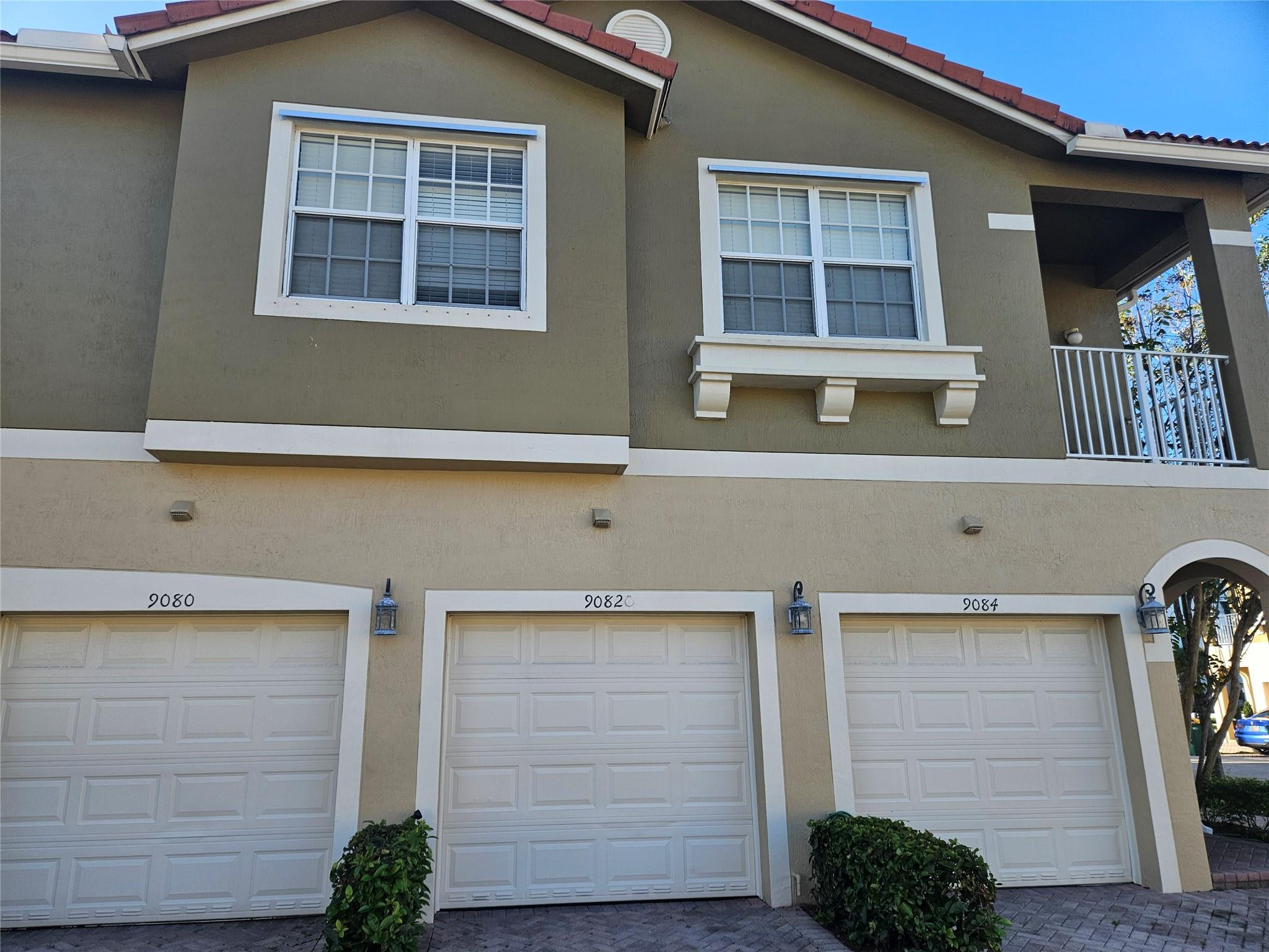 Hampton Hills Condo - Residential Lease