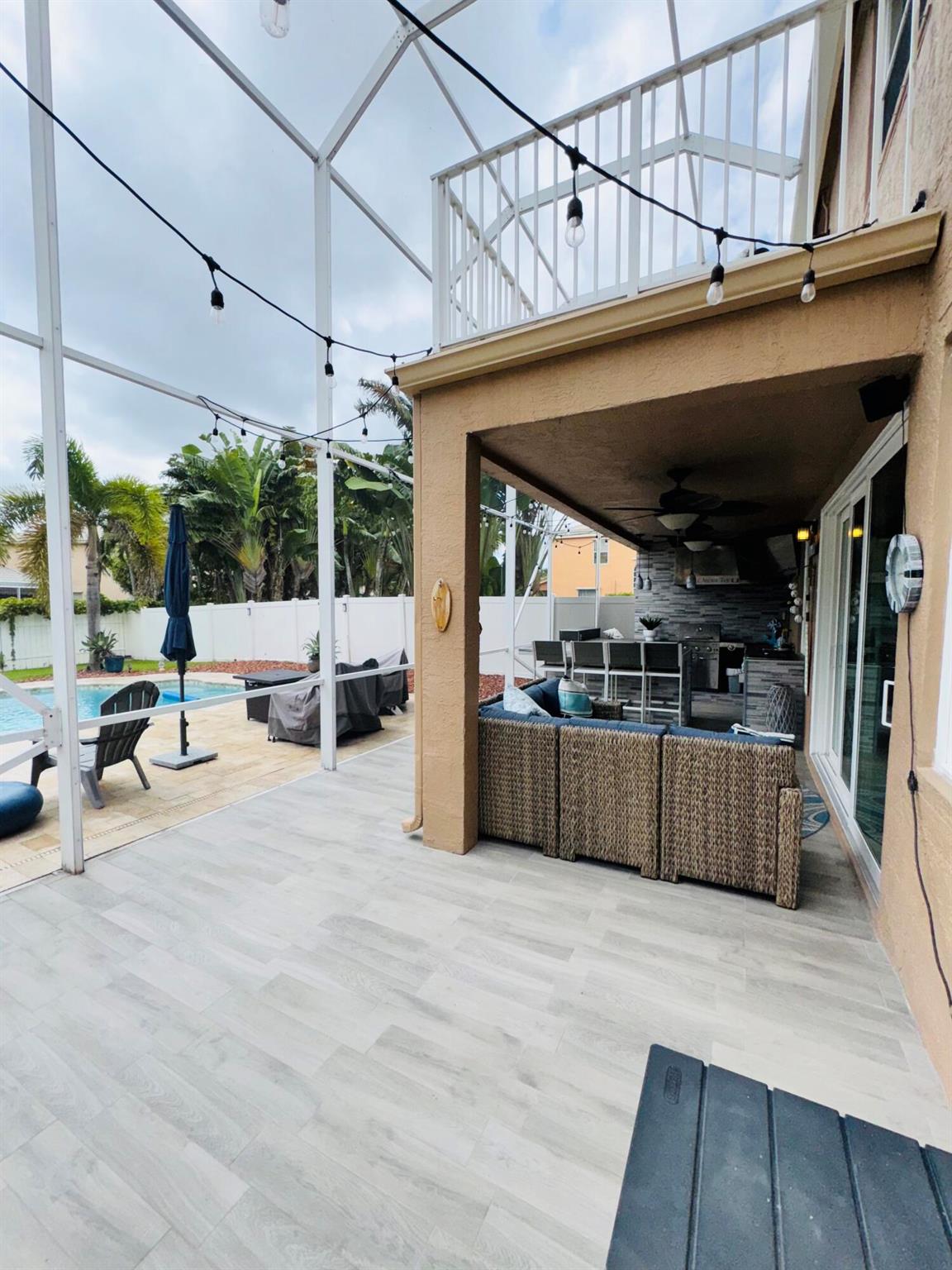 MADISON GREEN - Residential