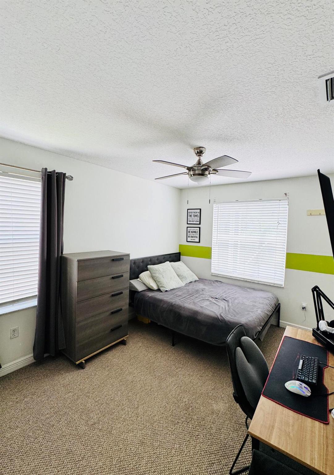 MADISON GREEN - Residential