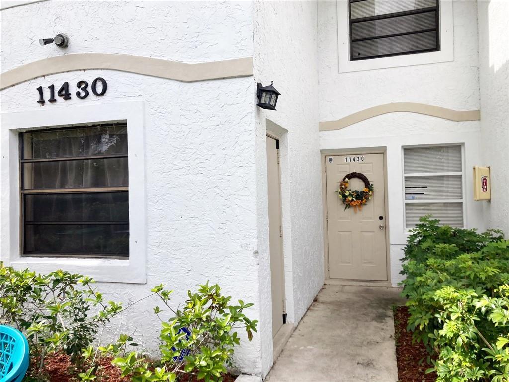 Stunning 3-bedroom, 2.5-bathroom townhouse in Coral Springs. The kitchen and bathrooms have been beautifully renovated. Ample parking is available. The property is well maintained. Please note that the pictures may appear messy due to the current tenant relocating. The tenant will move out by 6/30/2023, and the property will be thoroughly cleaned and left vacant. Move-in requires first, last, and security deposit (Flexible). No association or approval is required. The landlord is flexible and looking for longterm tenants. All potential tenants must complete the RentSpree application