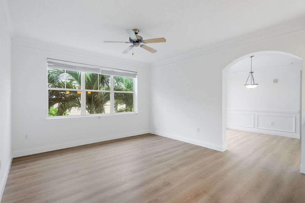 Photo of 225 Murcia Drive #313, Jupiter, FL 33458 (MLS # R10932003)