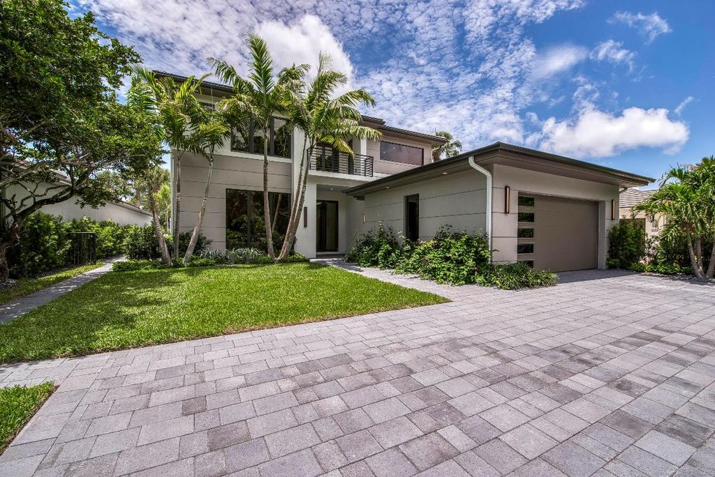 Photo of 3330 Degas Drive W, Palm Beach Gardens, FL 33410 (MLS # R11106534)