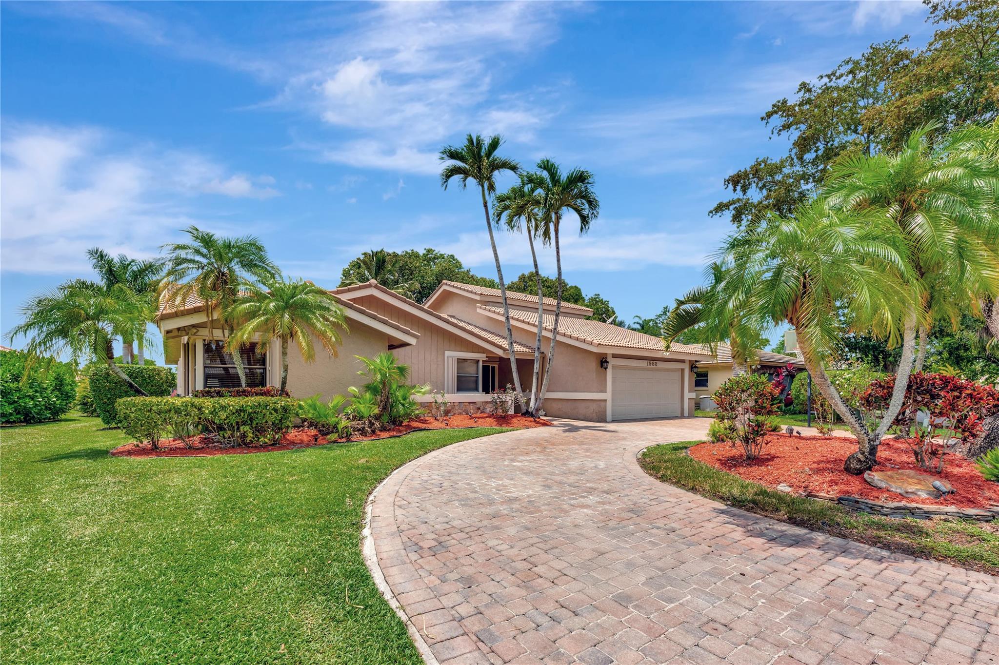 1988 NW 112th Ave