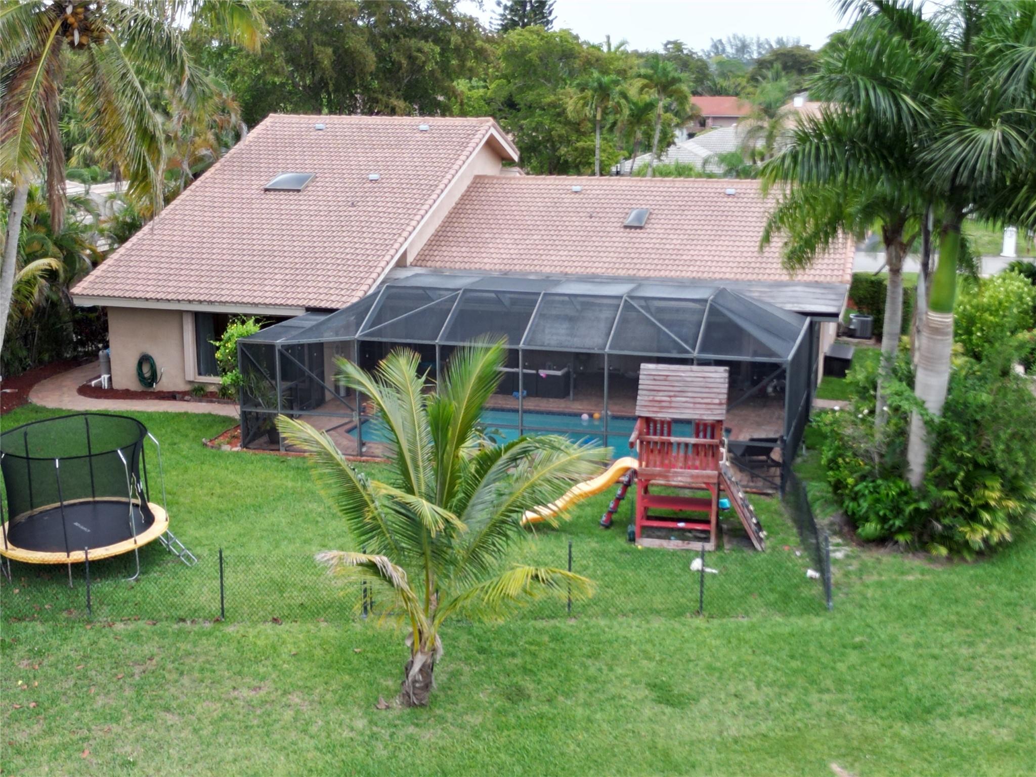1988 NW 112th Ave