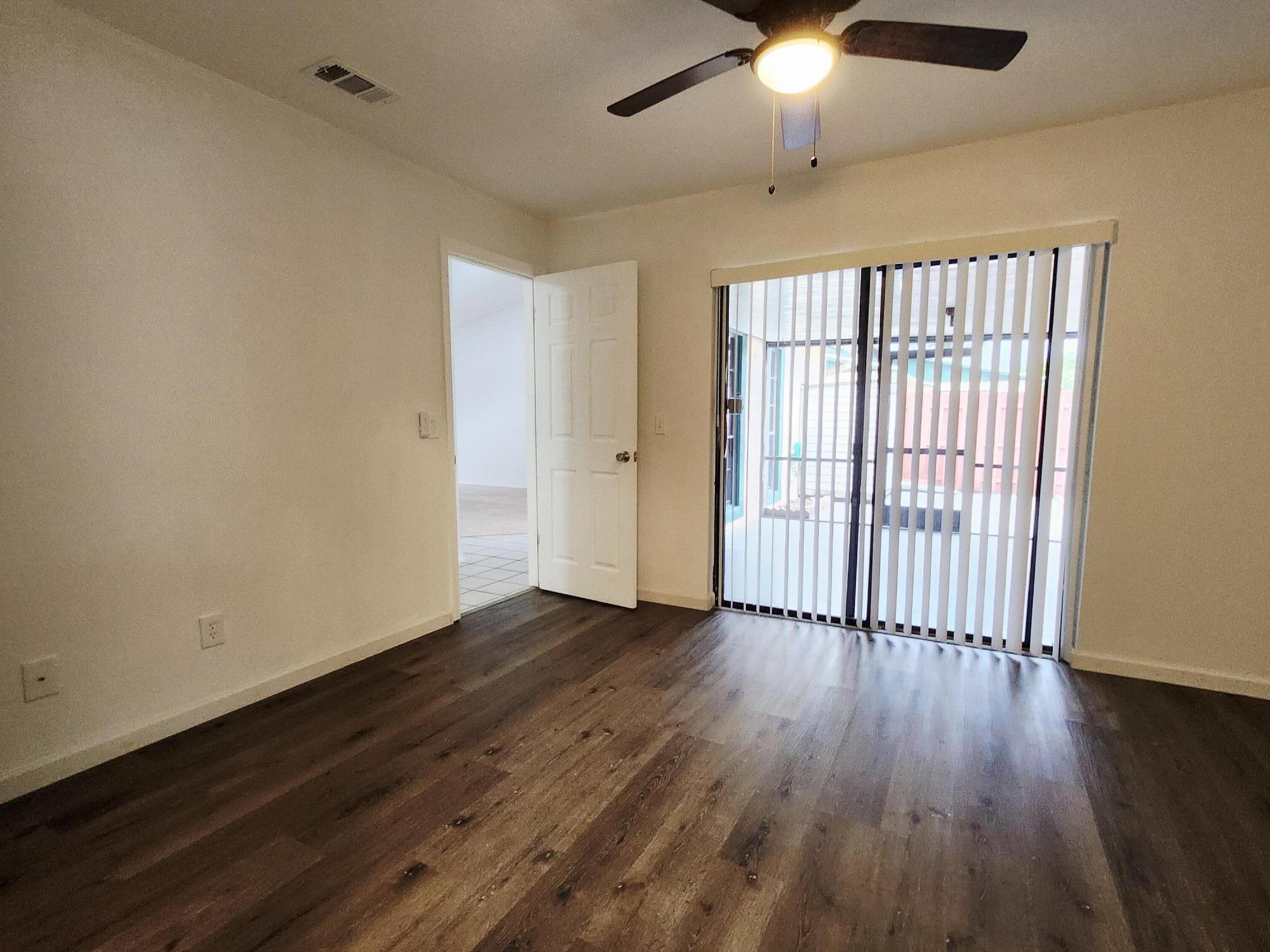 TREE LAKE - Residential