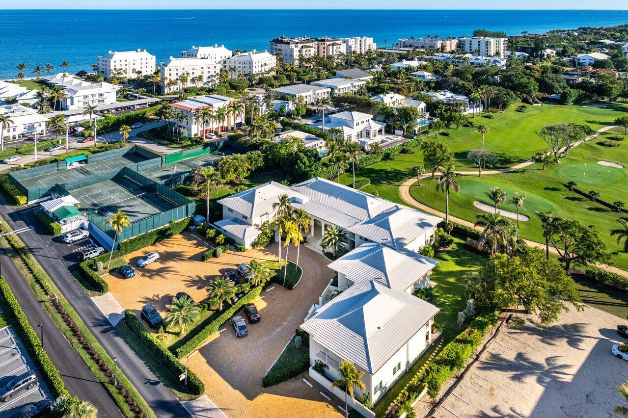 HILLSIDE HOUSE OF GULFSTR - Residential