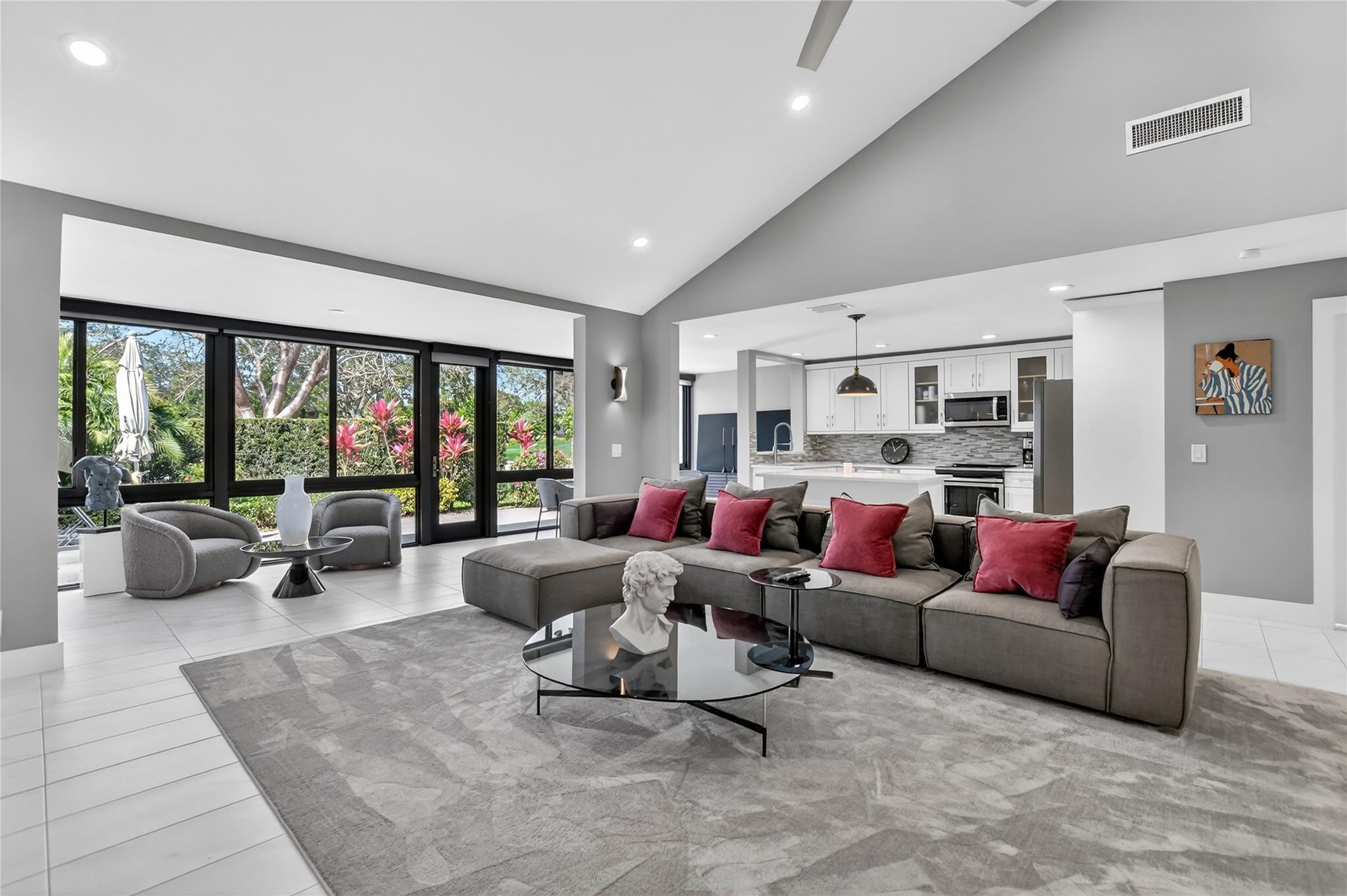 PEPPERTREE - Residential