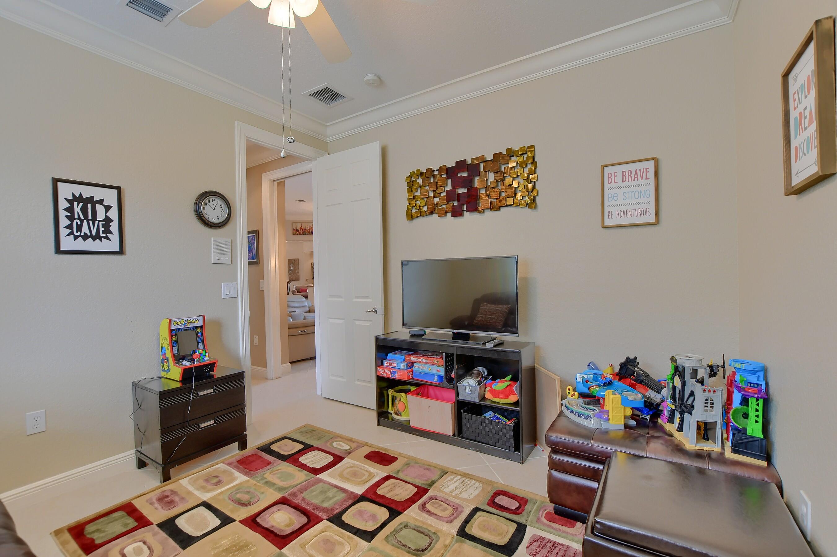 SATURNIA ISLES - Residential