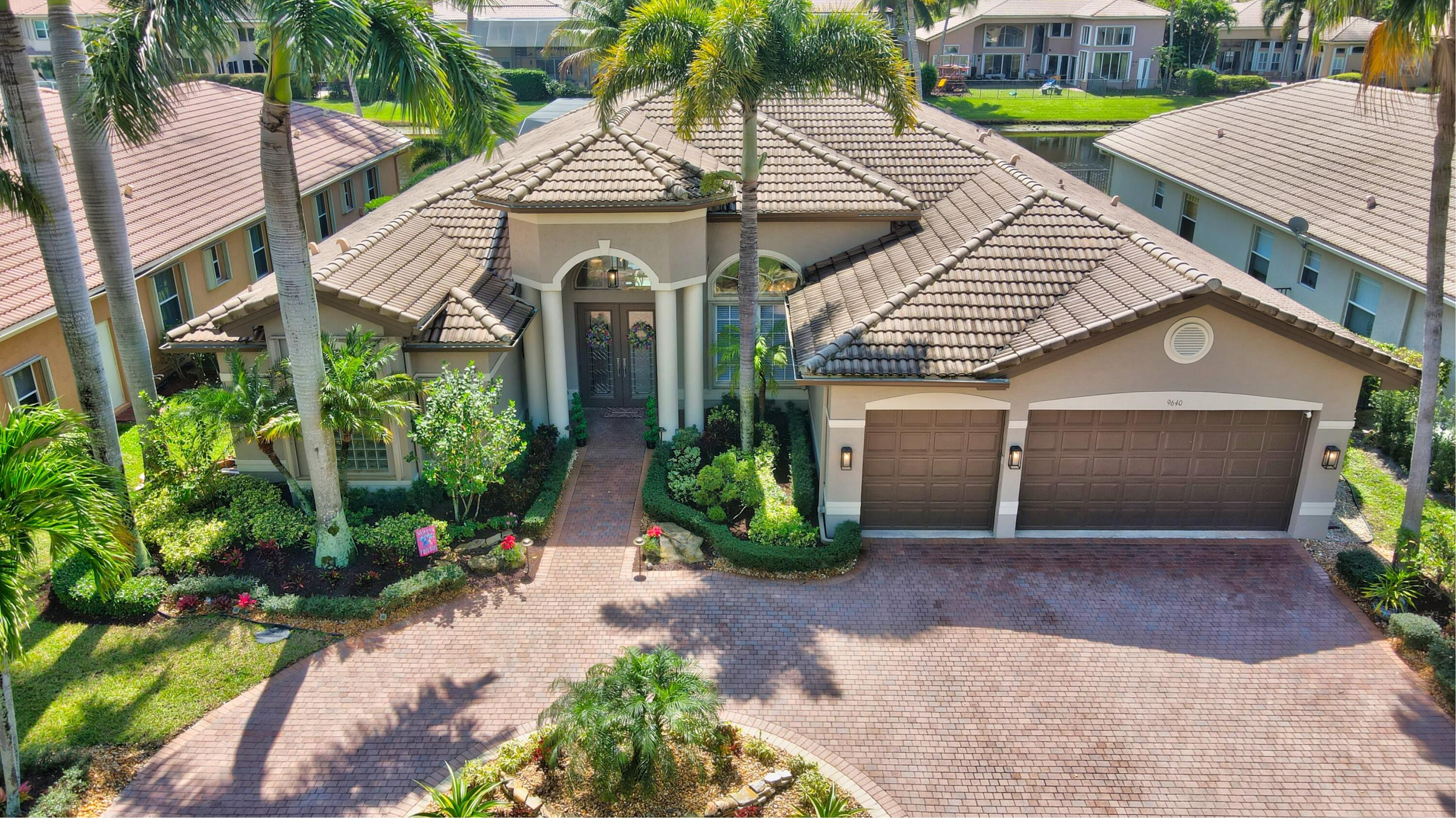 SATURNIA ISLES - Residential