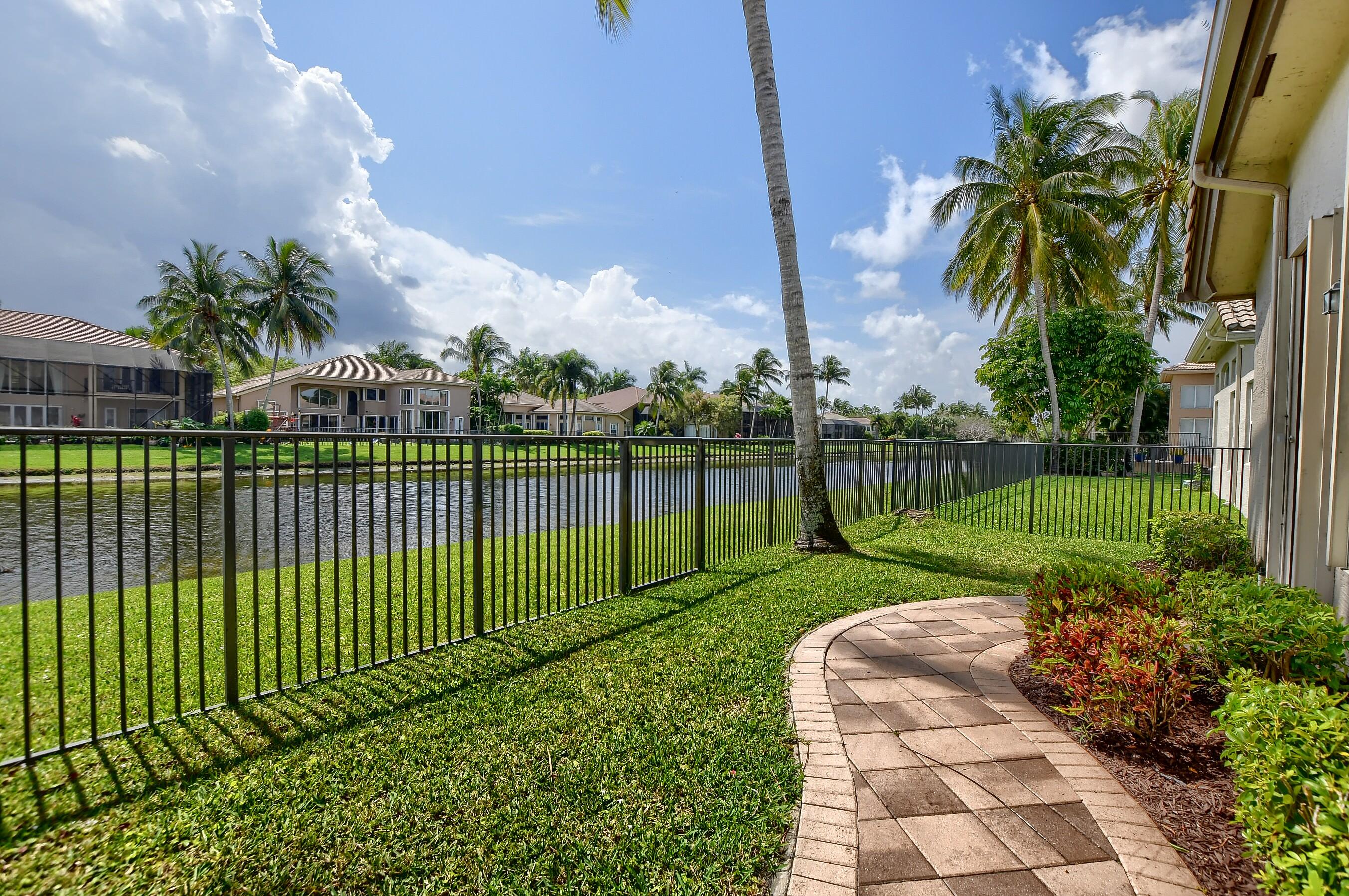 SATURNIA ISLES - Residential