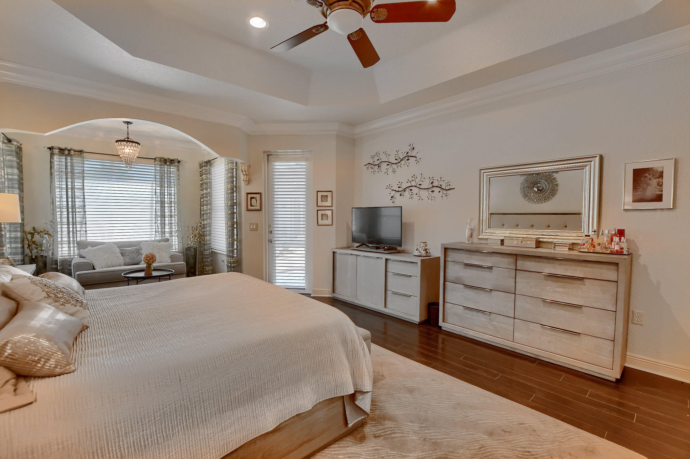 SATURNIA ISLES - Residential