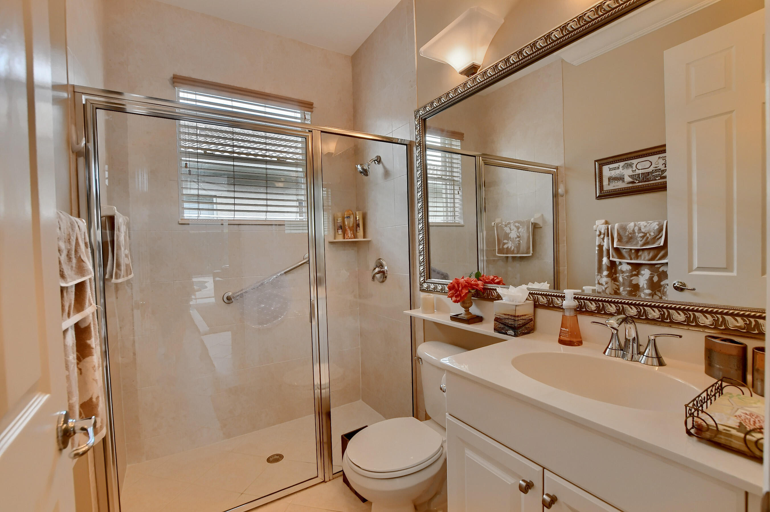 SATURNIA ISLES - Residential