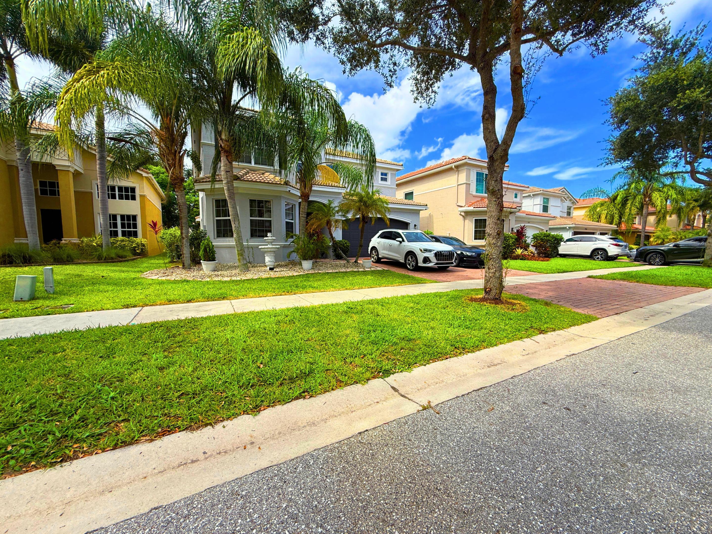 7943 Emerald Winds Circle