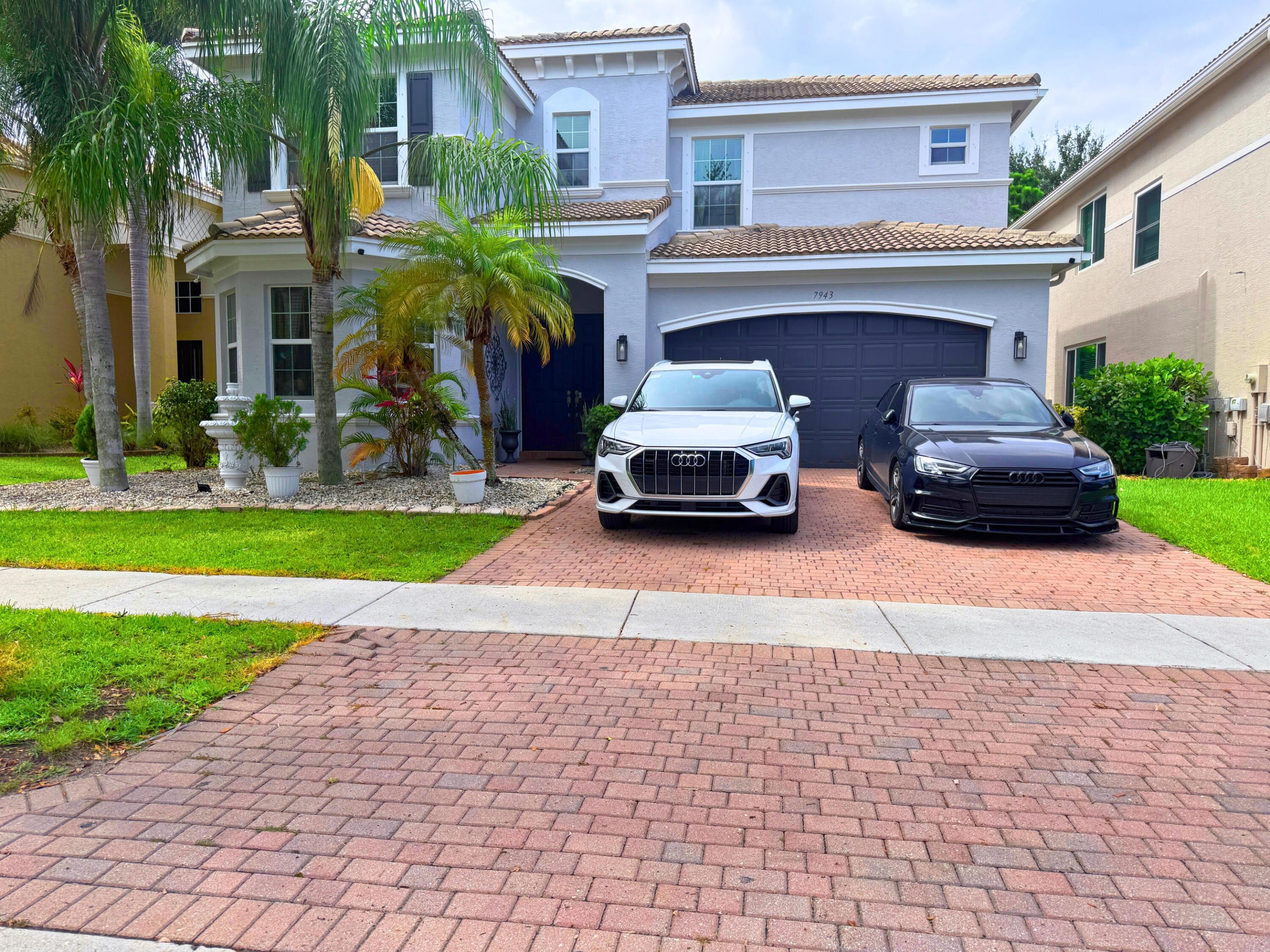 7943 Emerald Winds Circle