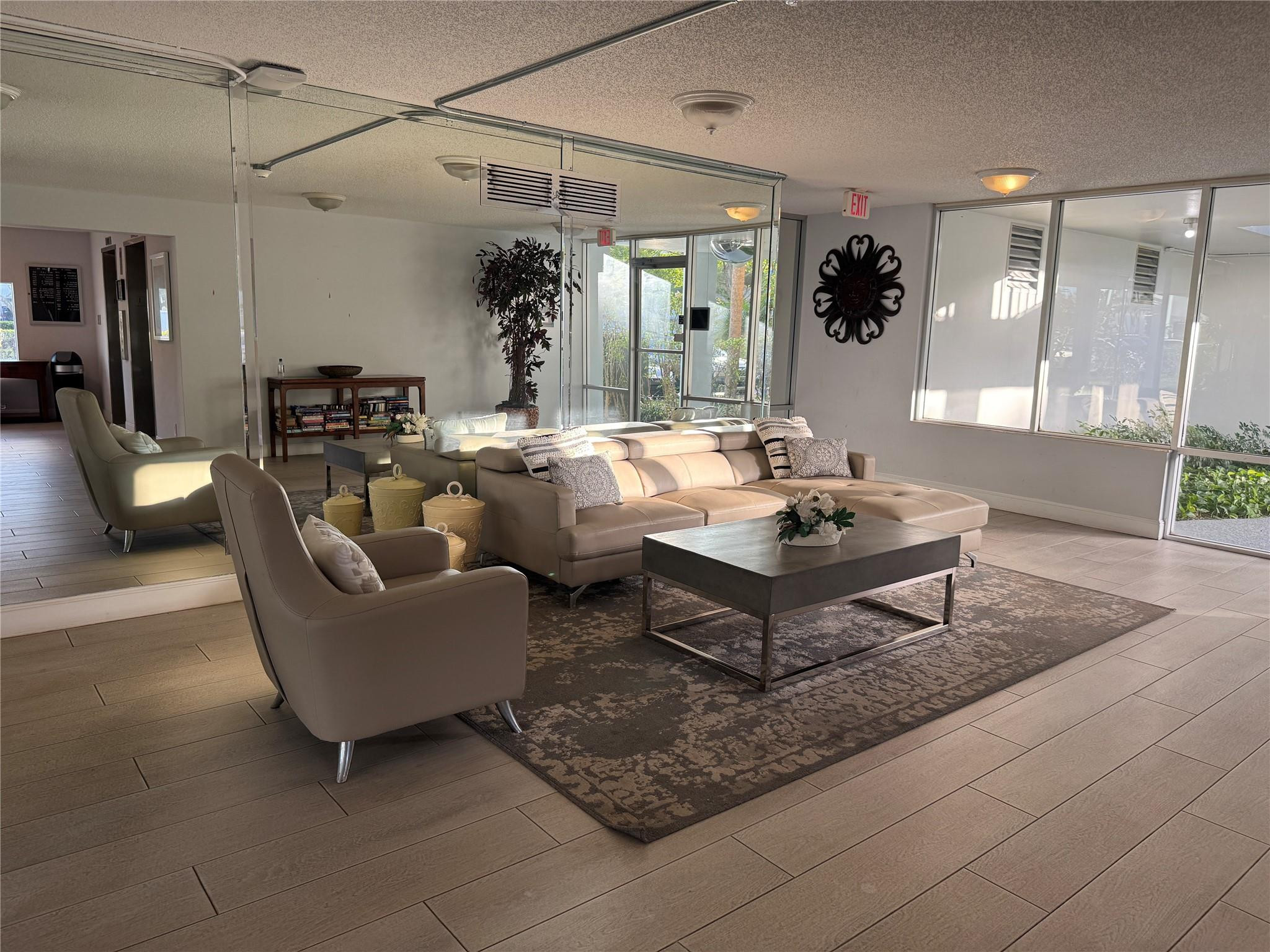 Boca Teeca - Residential