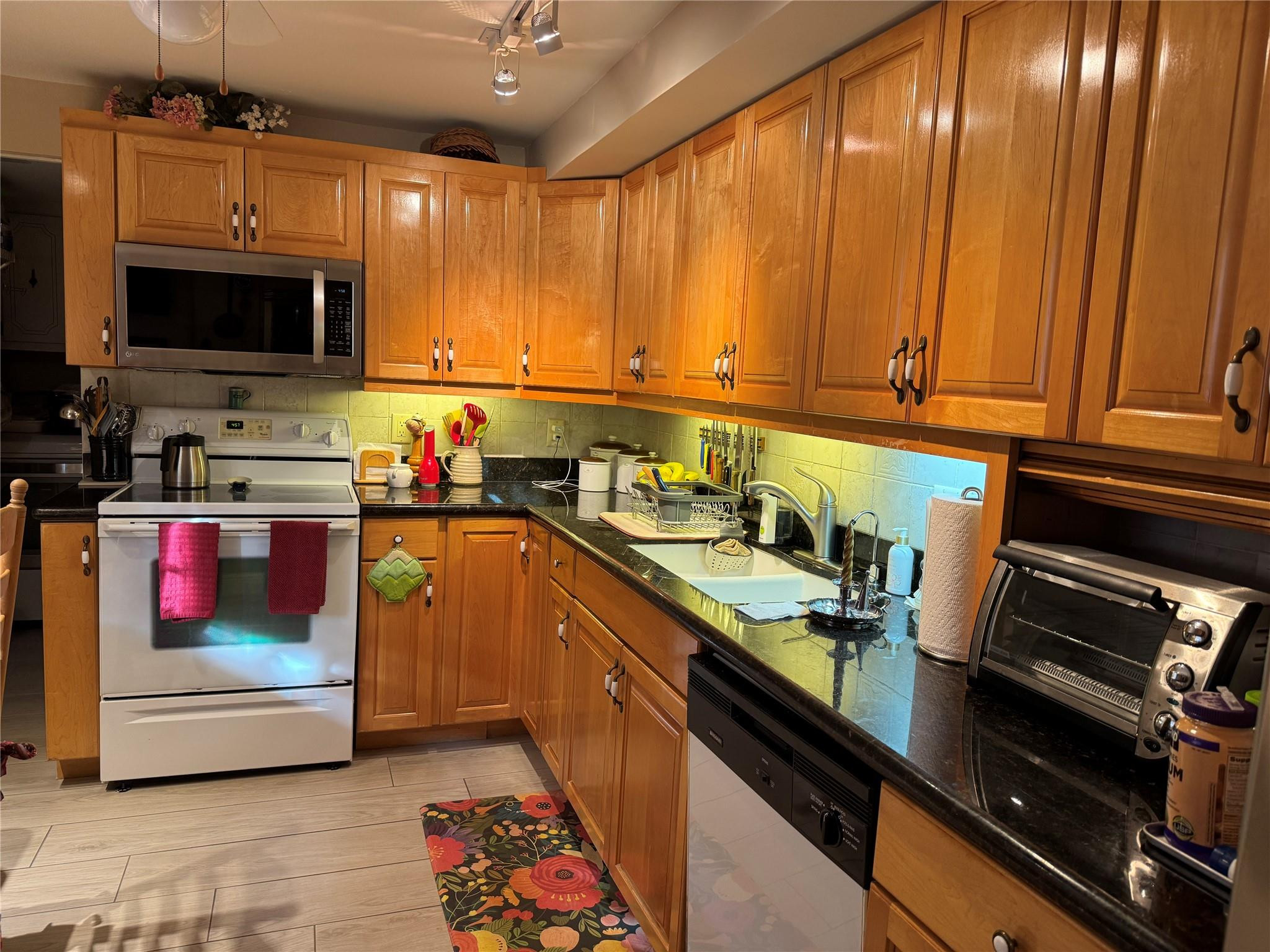 Boca Teeca - Residential