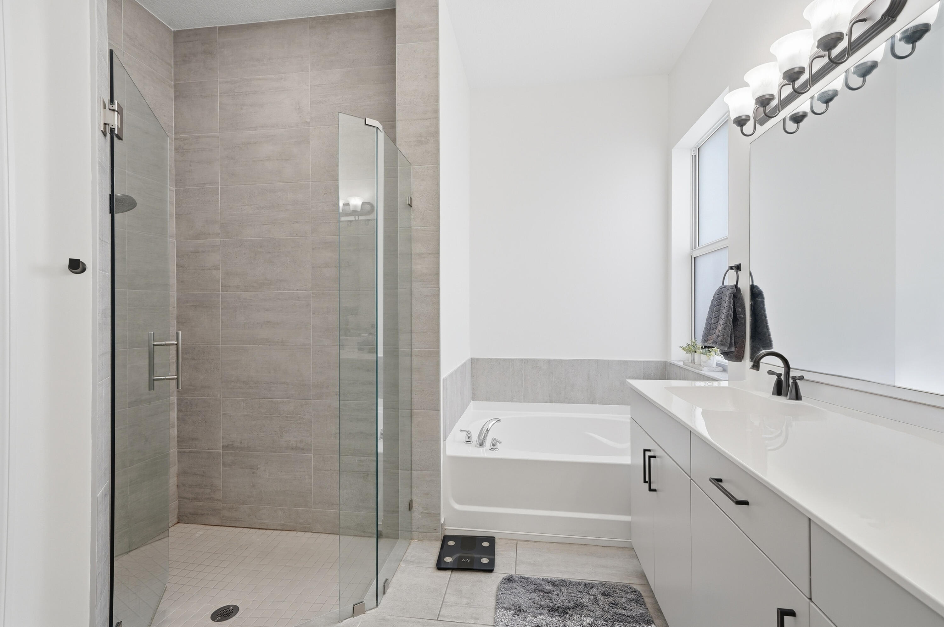 VENETIAN PARC - Residential