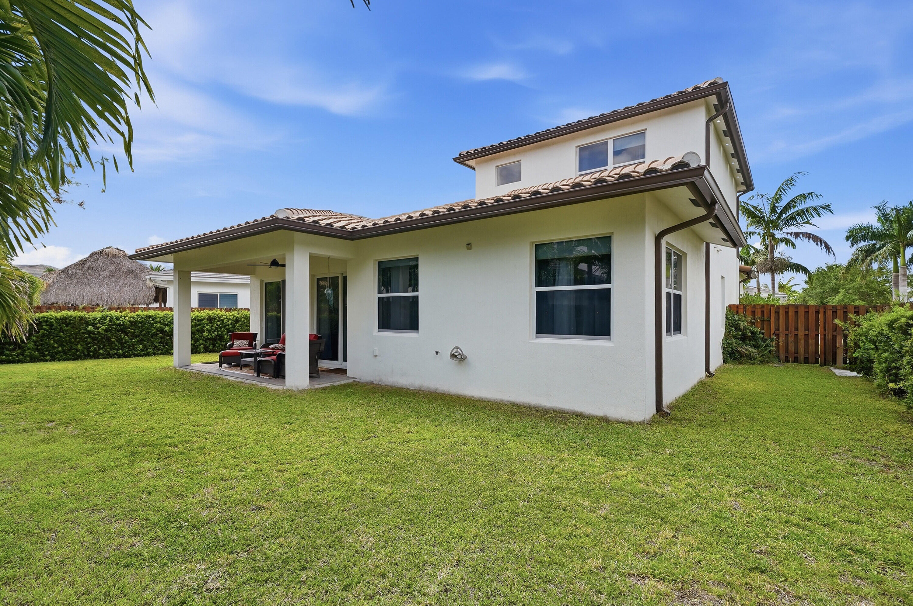 VENETIAN PARC - Residential