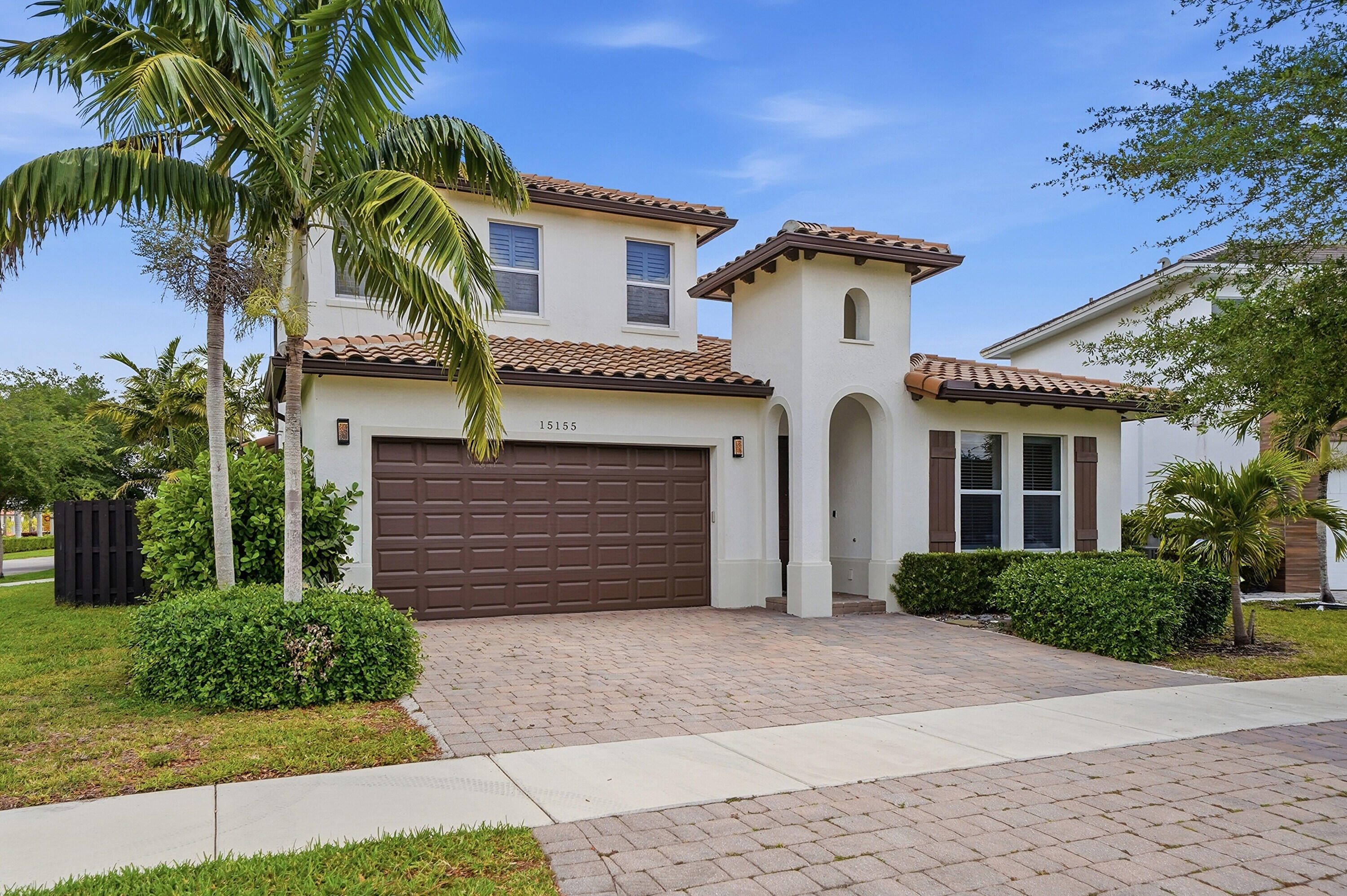 VENETIAN PARC - Residential