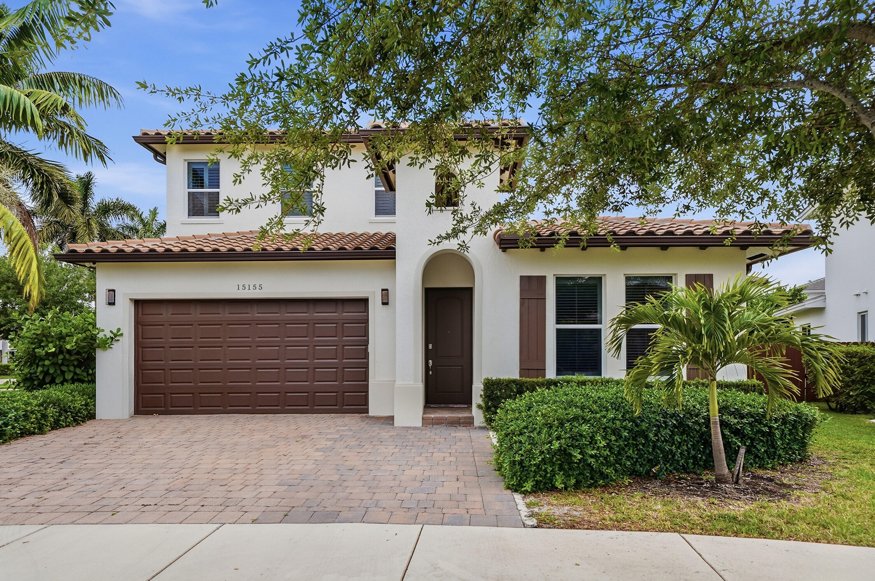 VENETIAN PARC - Residential