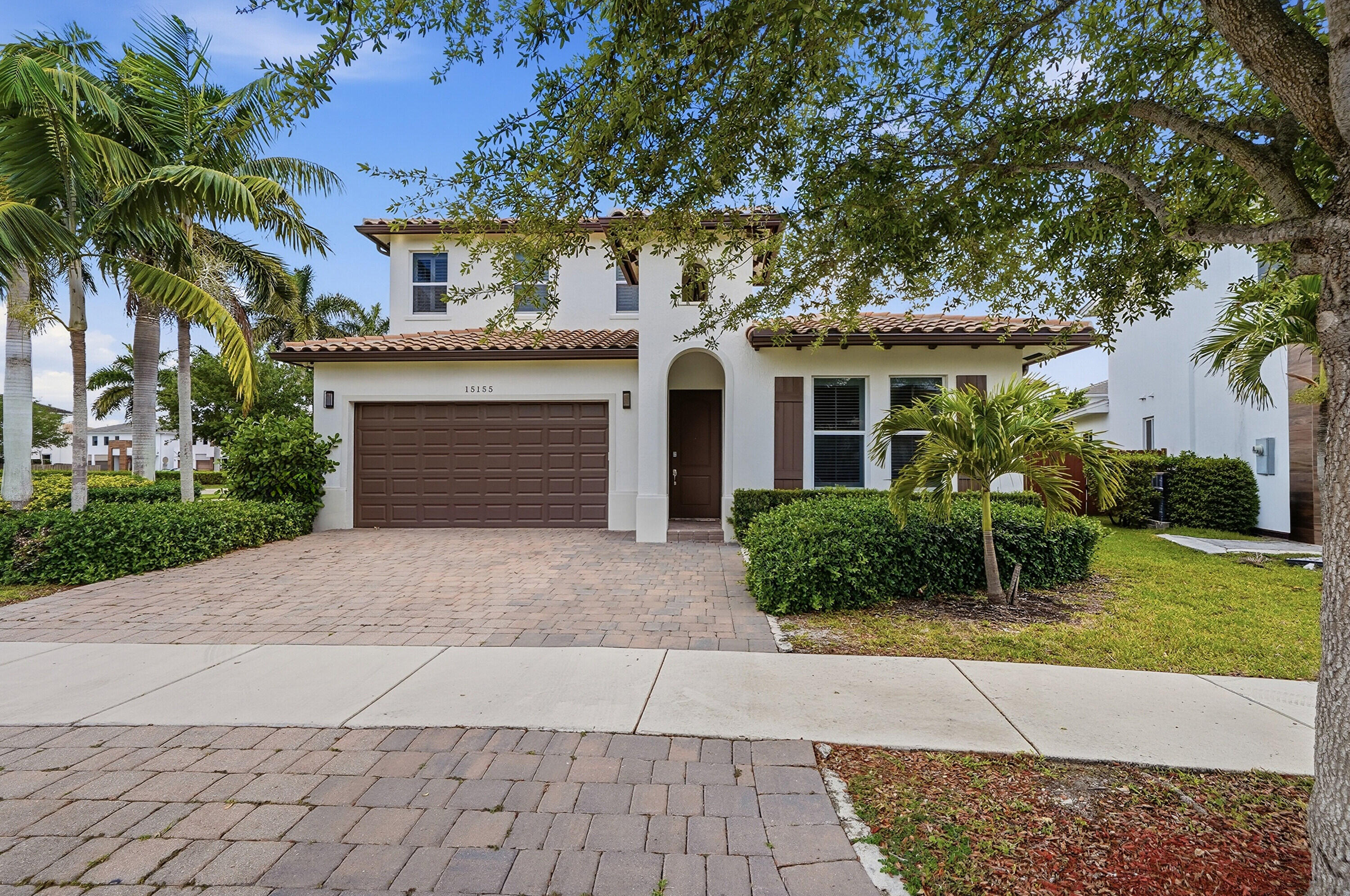 VENETIAN PARC - Residential