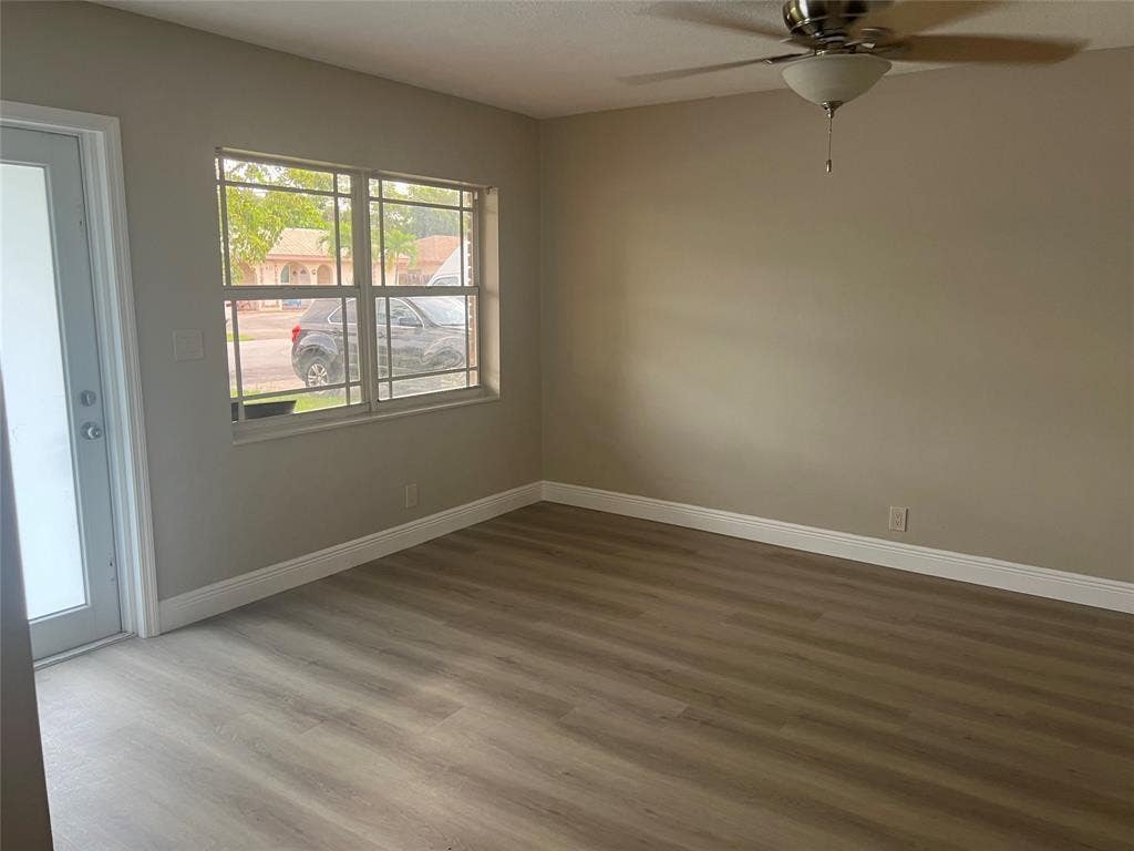 Photo of 420 SE 13th Drive, Deerfield Beach, FL 33441 (MLS # B26063831)