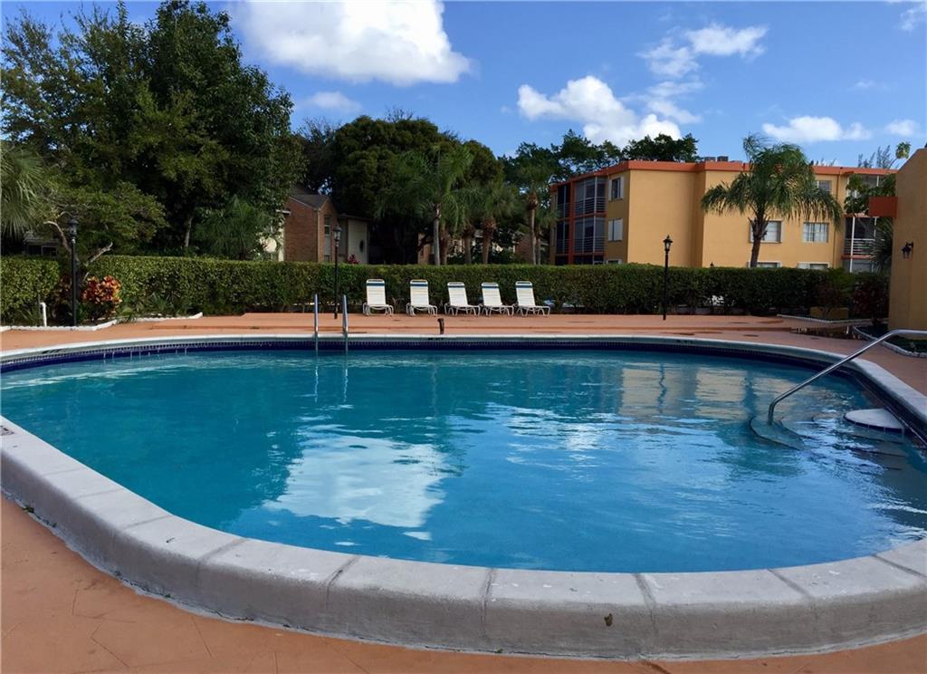 Heritage Circle - Residential