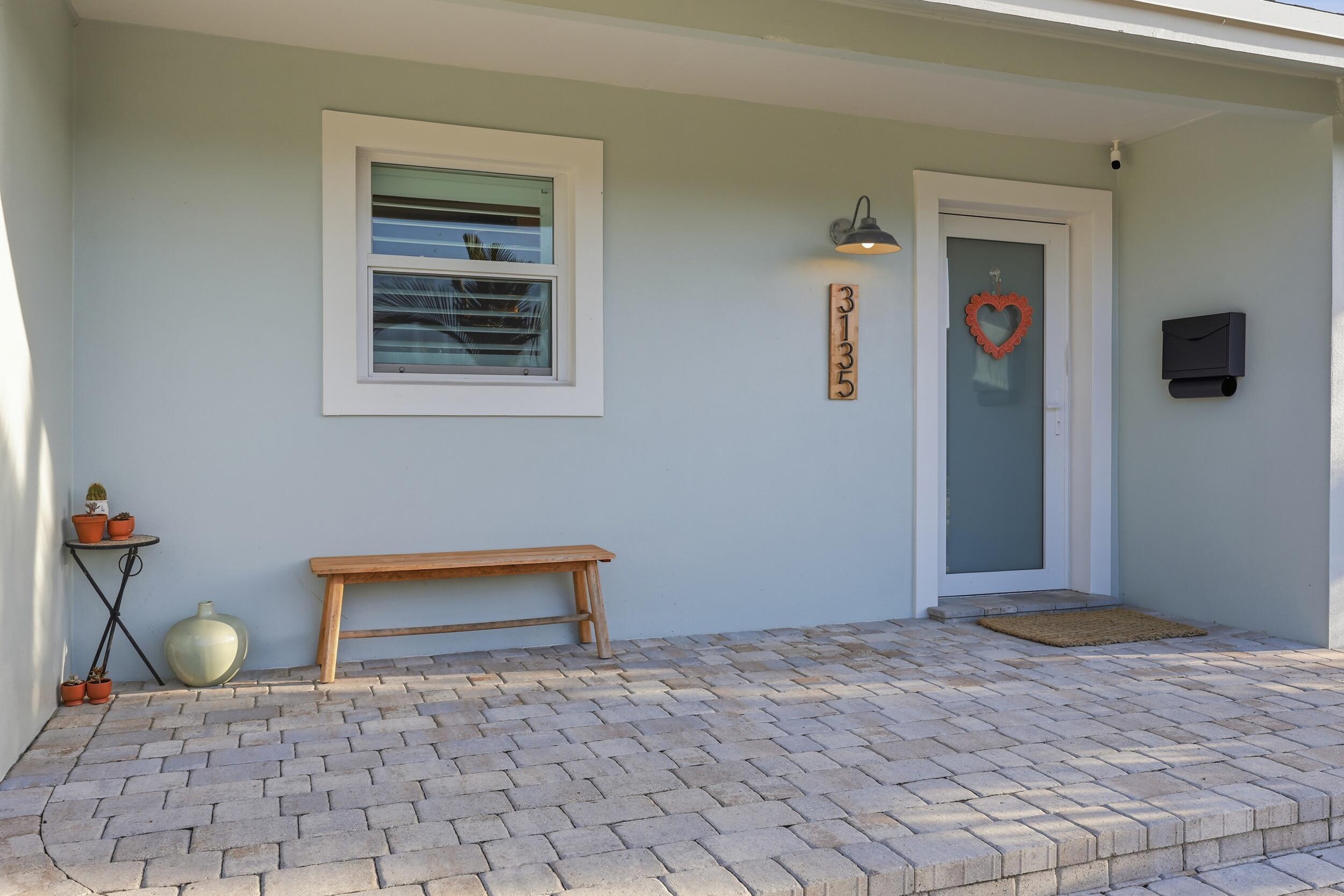 3135 Florida Boulevard