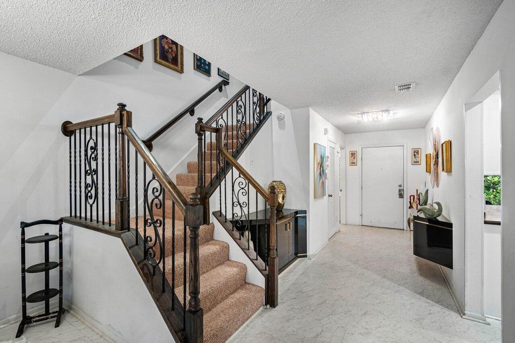 Photo of 27 Southport Lane #C, Boynton Beach, FL 33436 (MLS # R11024678)