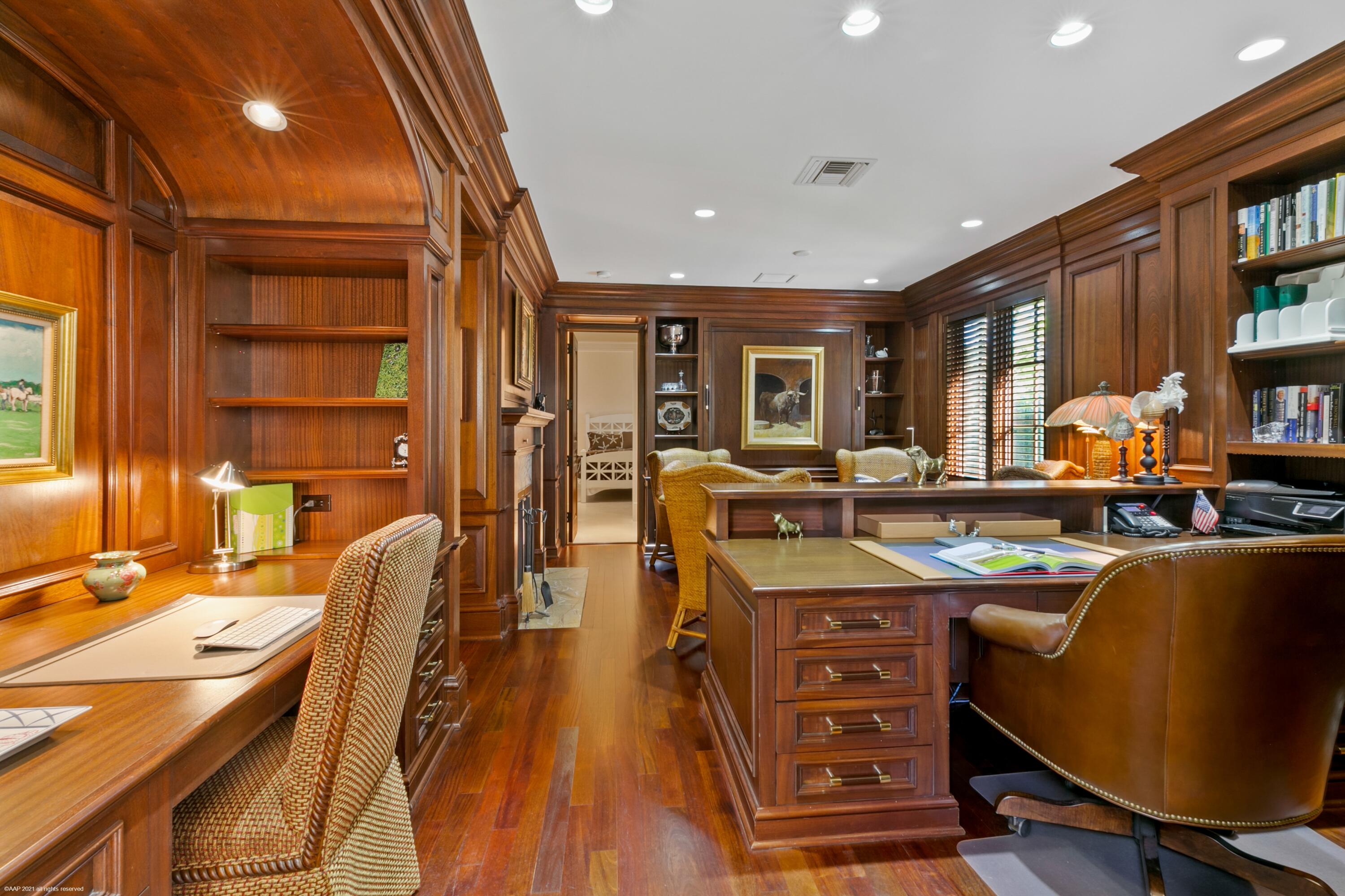 Jupiter Island - Residential