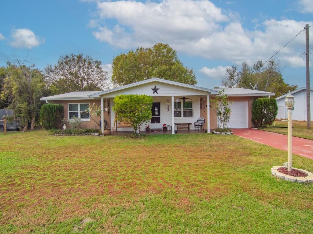 Photo of 3118 Old Edwards Road, Fort Pierce, FL 34981 (MLS # R11153744)