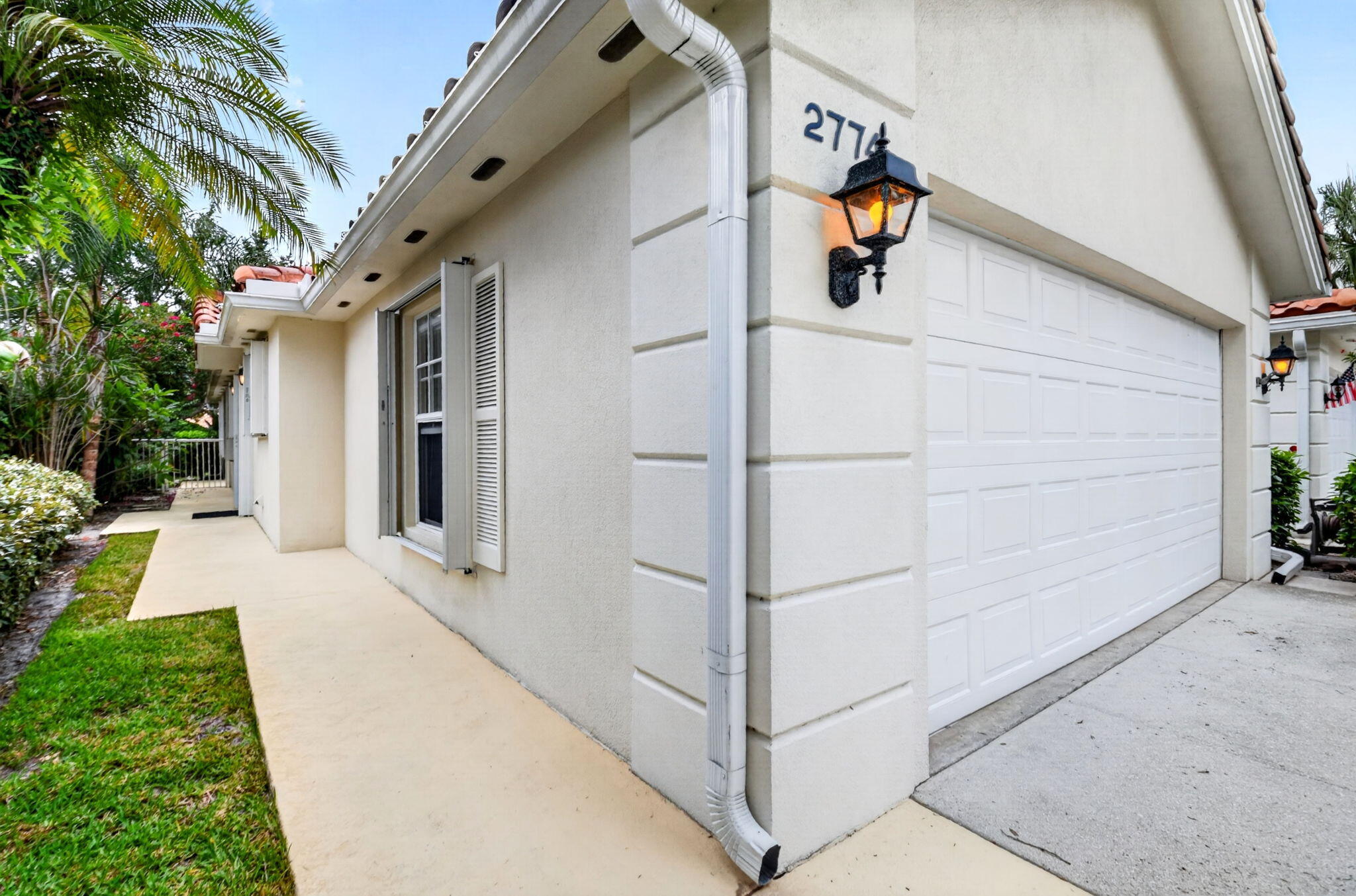 2774 Livingston Lane