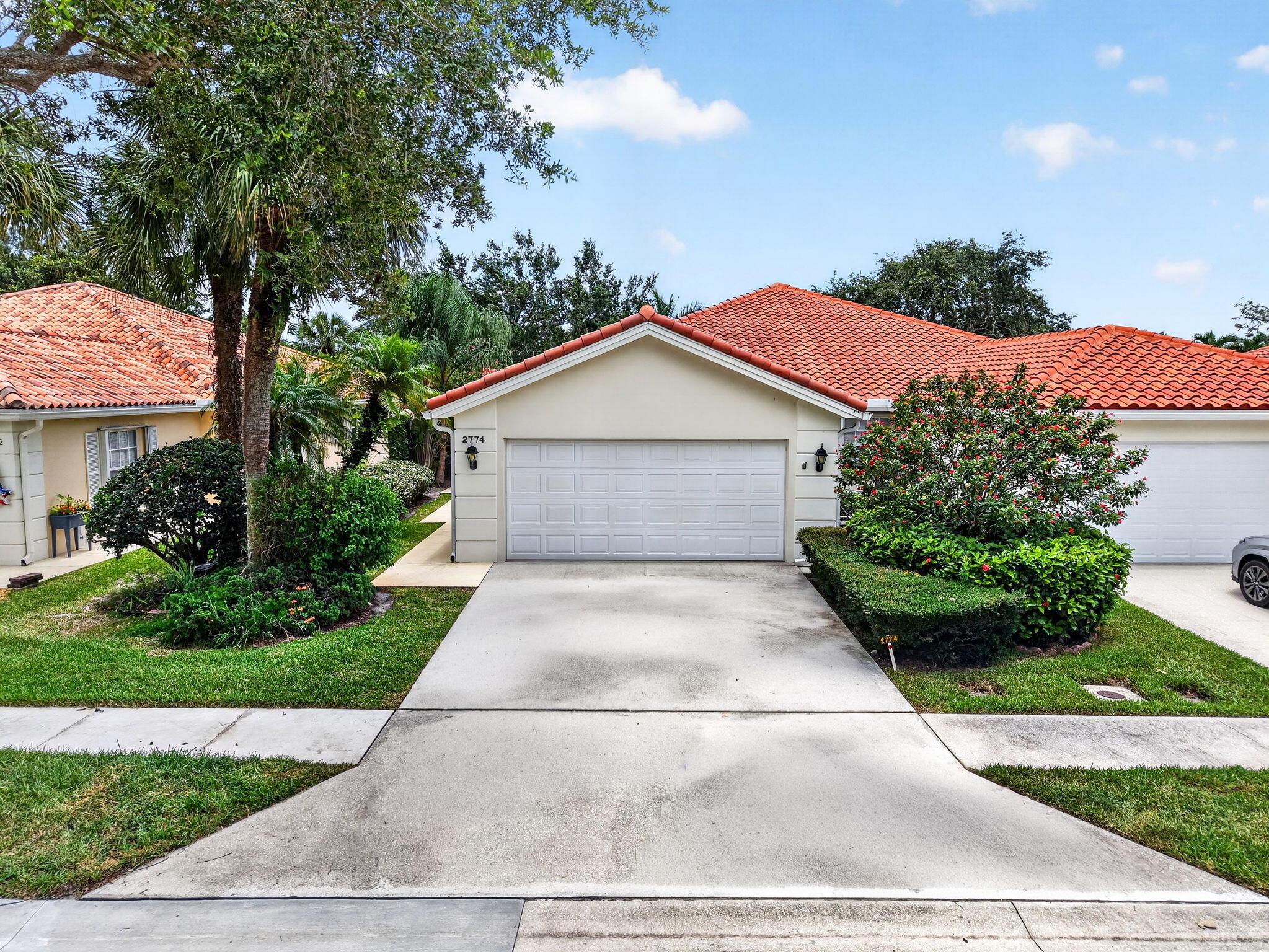 2774 Livingston Lane