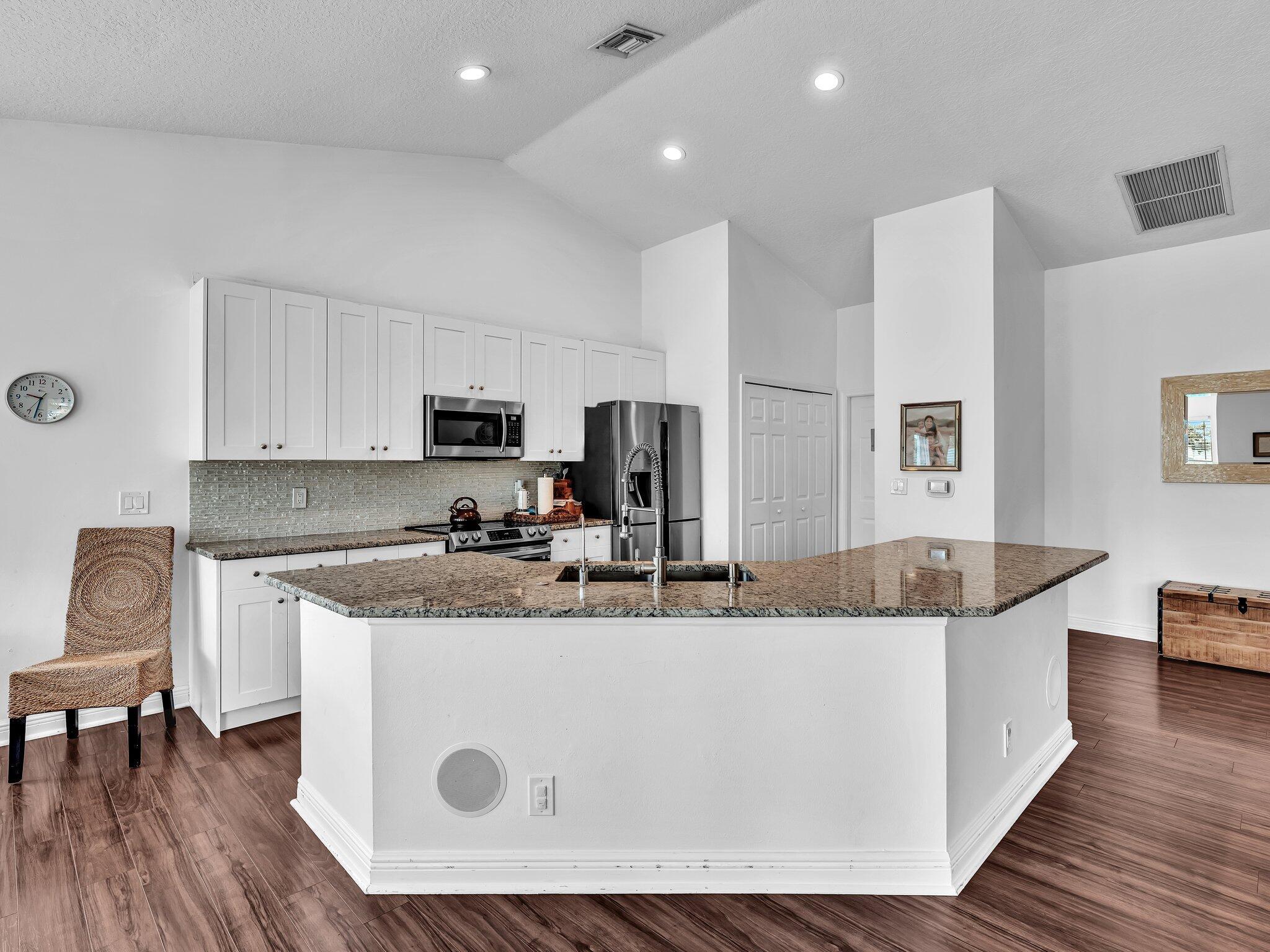 12217 152nd Street N