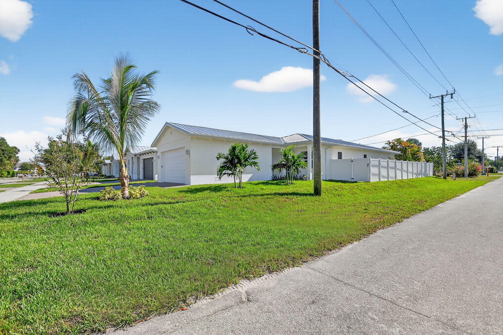 PINE GARDENS - Residential