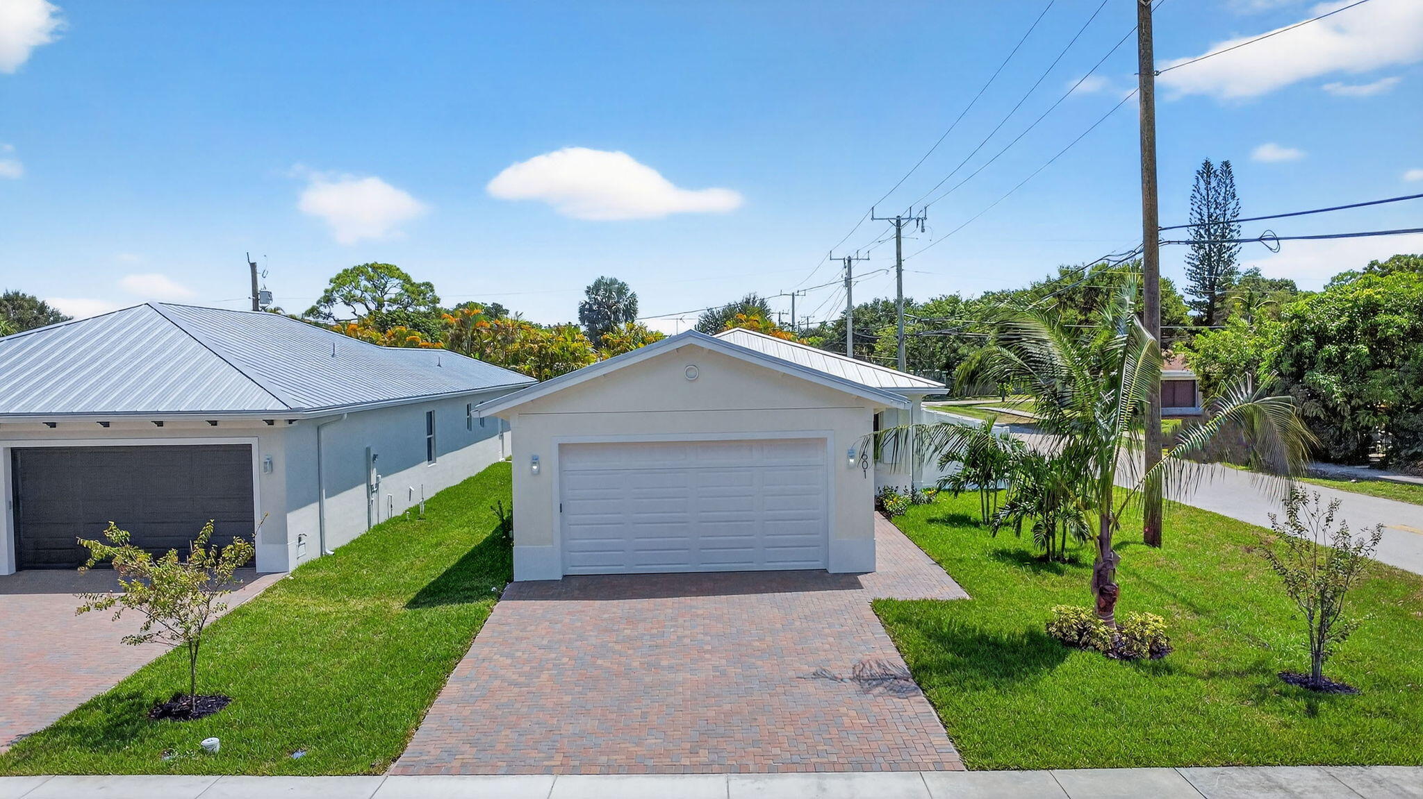 PINE GARDENS - Residential