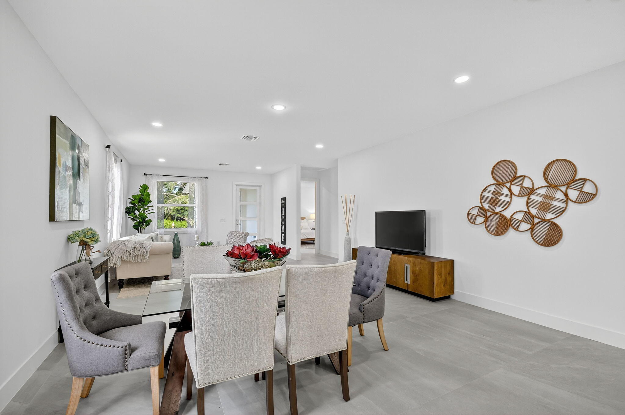 PINE GARDENS - Residential