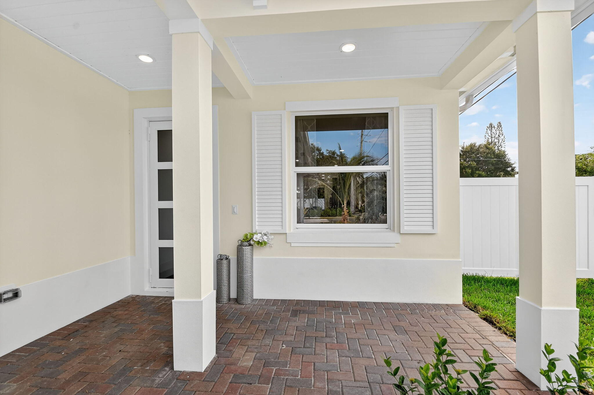 PINE GARDENS - Residential