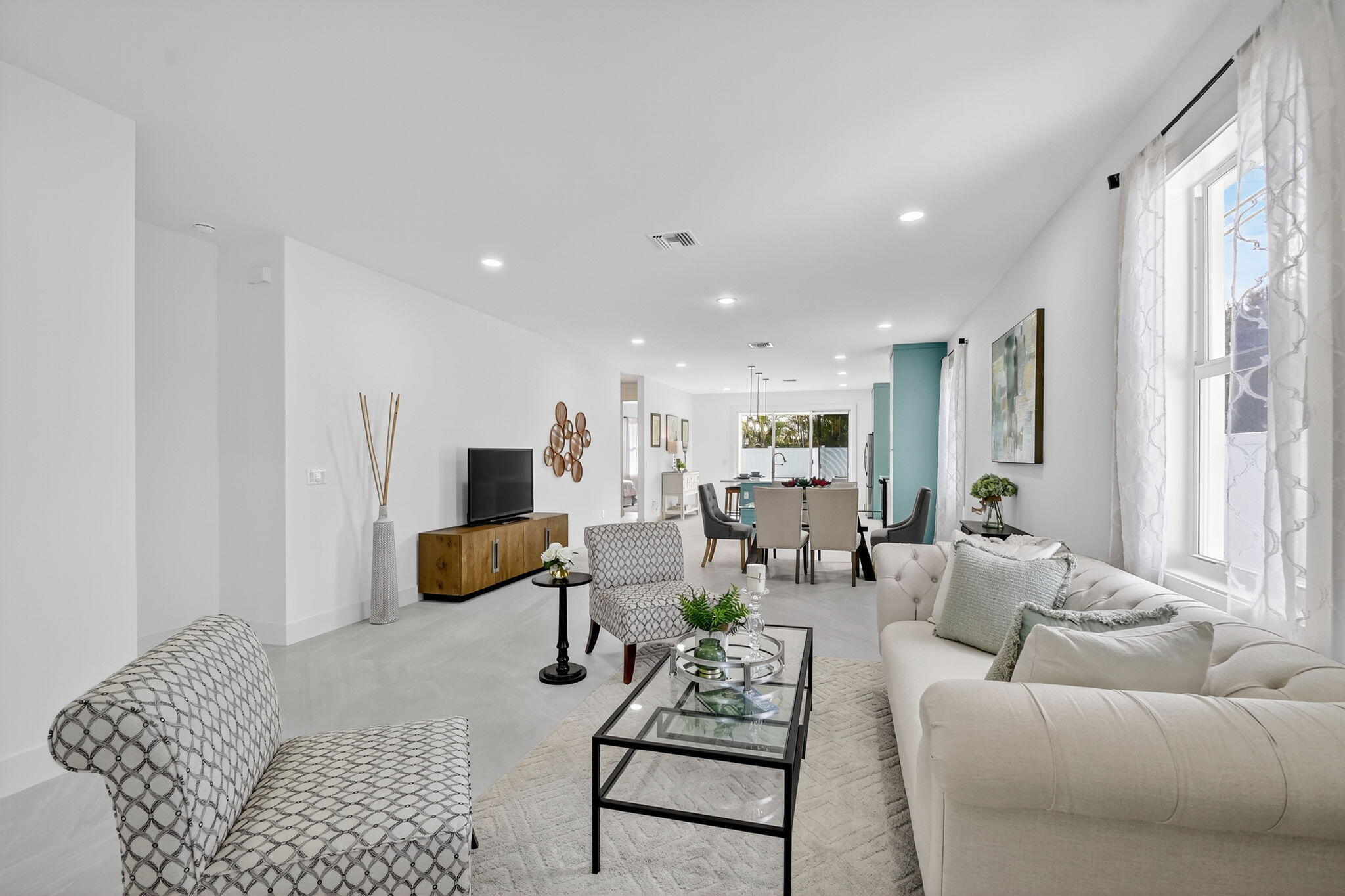 PINE GARDENS - Residential