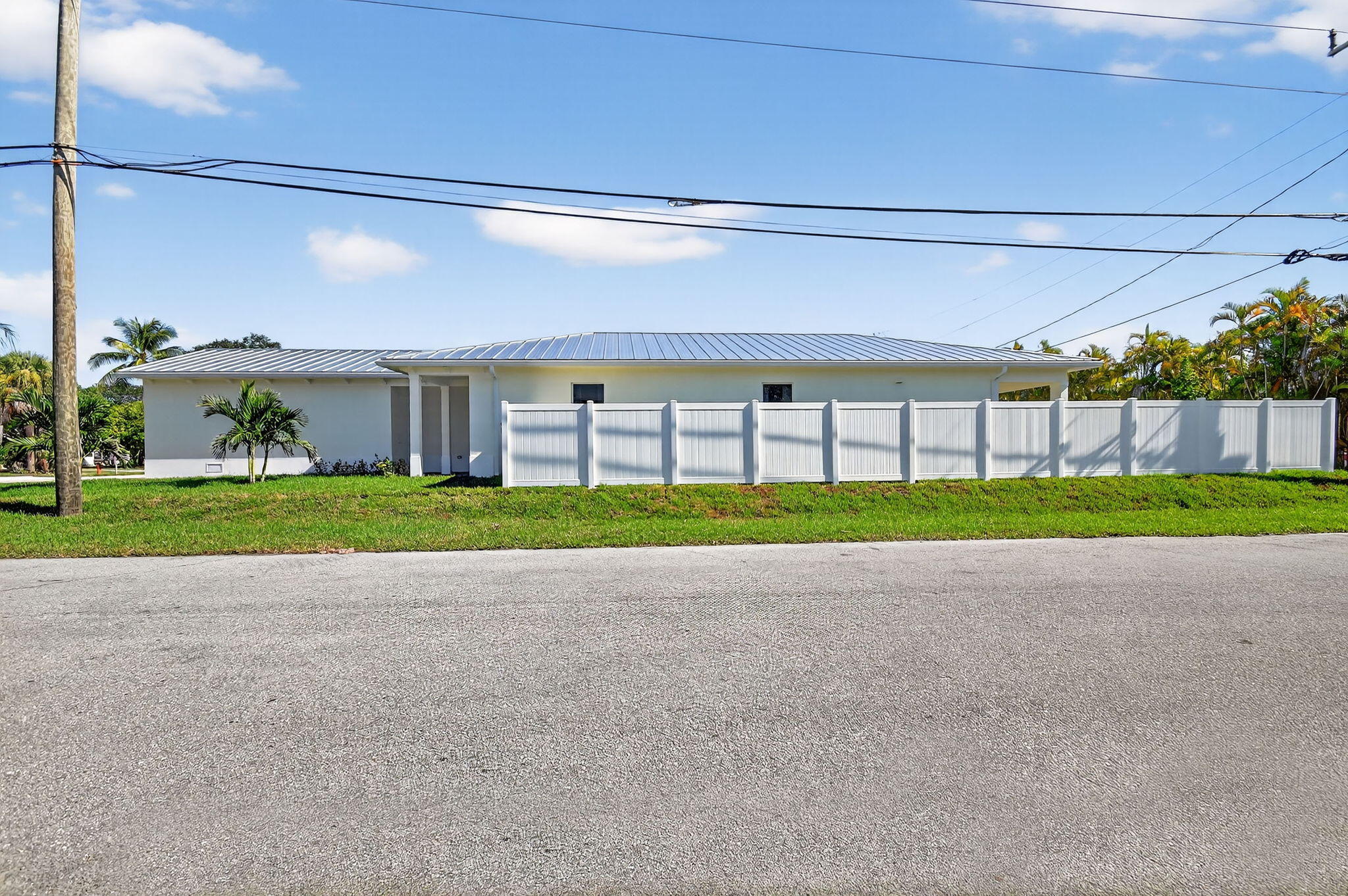 PINE GARDENS - Residential