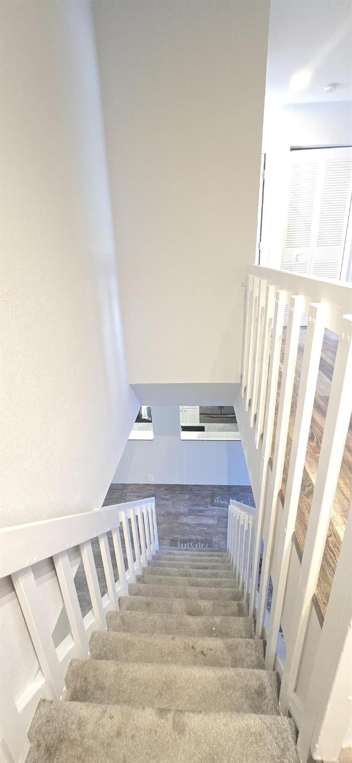 Townhouses at Jacaranda - Residential