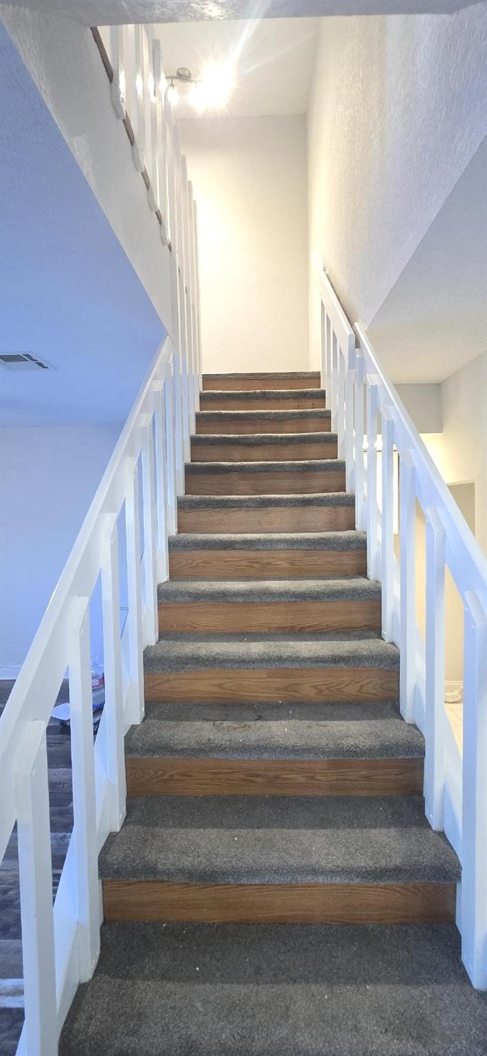 Townhouses at Jacaranda - Residential