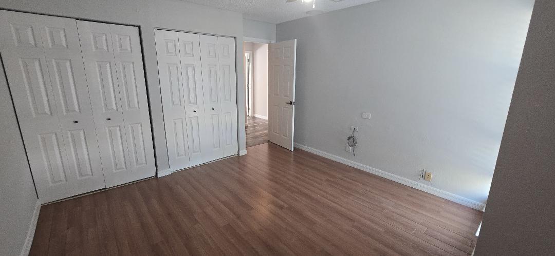 Townhouses at Jacaranda - Residential