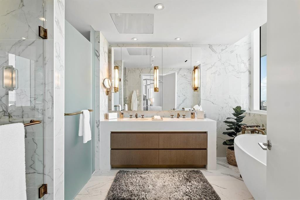 FOUR SEASONS - Residential Lease