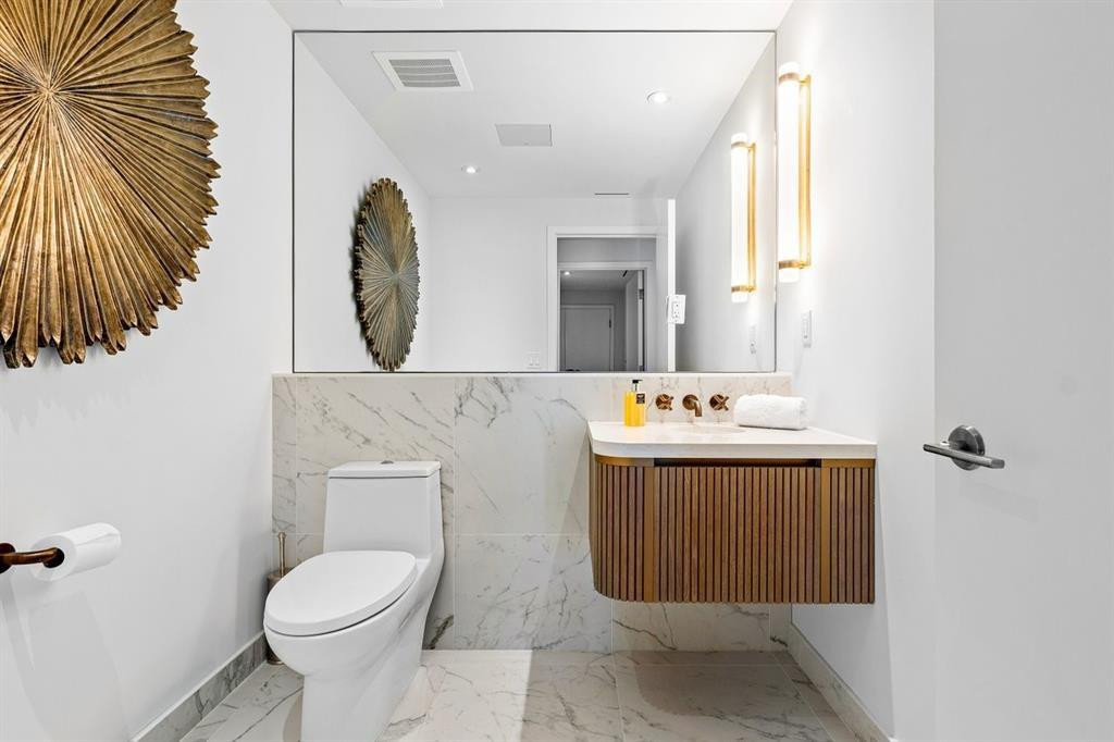 FOUR SEASONS - Residential Lease