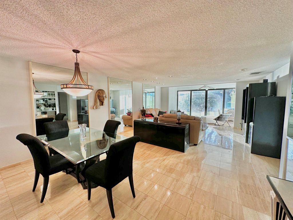 Photo of 61 Eastgate Drive #E, Boynton Beach, FL 33436 (MLS # R11064439)